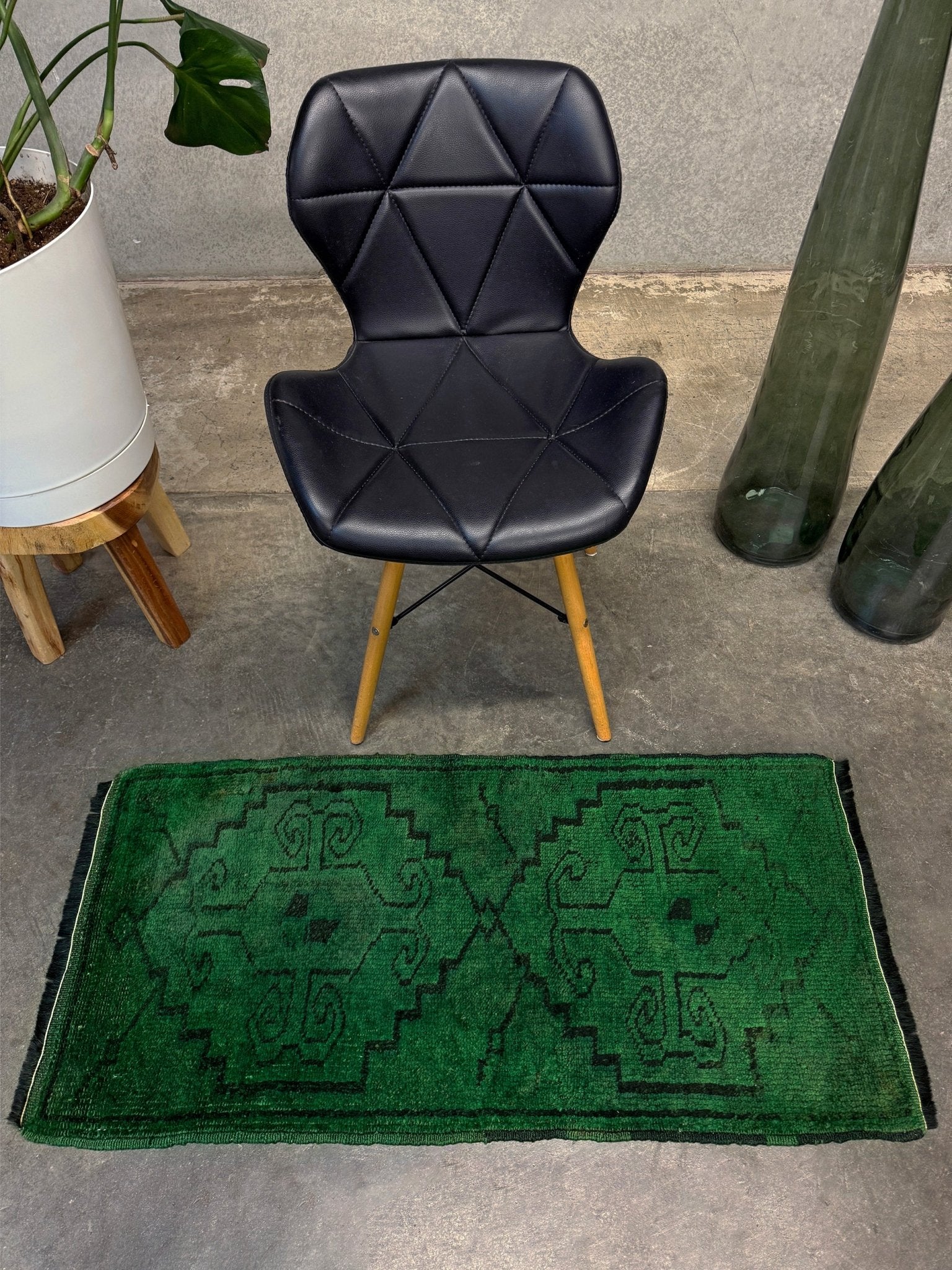 Vintage Turkish Yastik rug in emerald, forest, and moss green with espresso-black tribal outlines. Hand-knotted wool, 20x43 inches. One-of-a-kind rug from Indigo Rugs, the best rug shop in the San Francisco Bay Area (Burlingame, CA). Free shipping included.