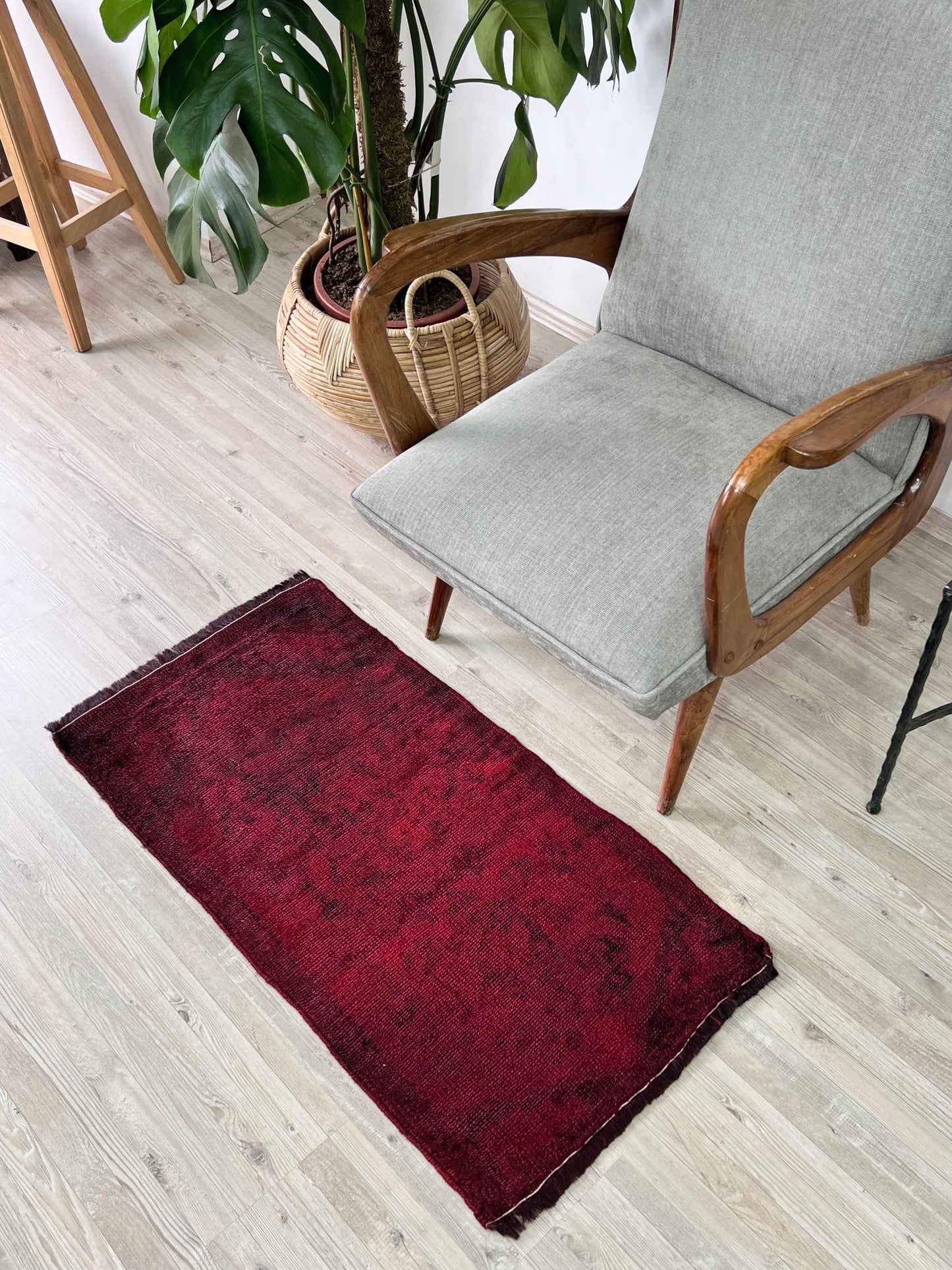 red handmade wool turkish mini rug bathmat doormat. Rug shop san francisco bay area.