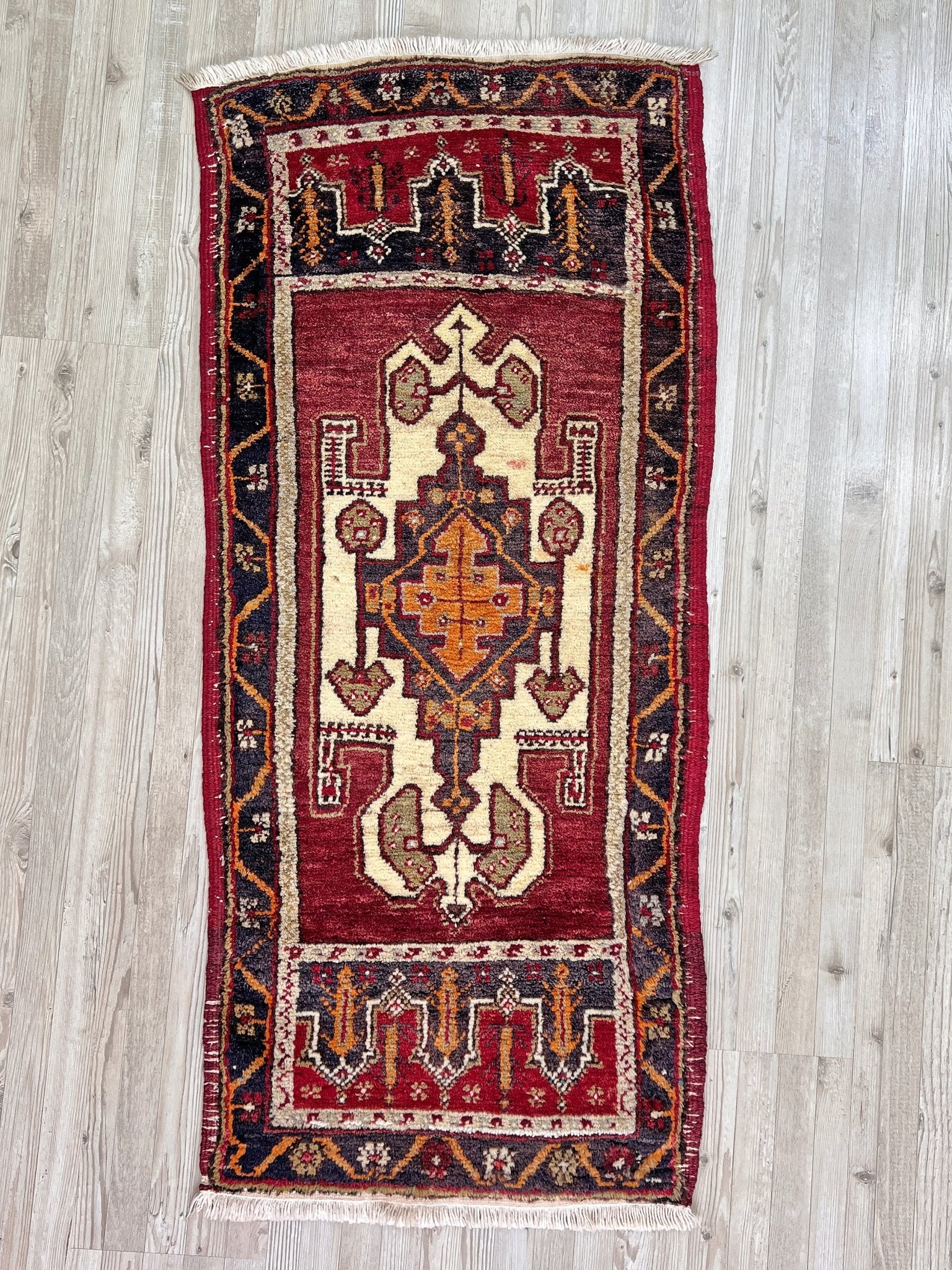 Taspinar vintage turkish mini rug shop palo alto oriental rug shop san francisco bay area berkeley