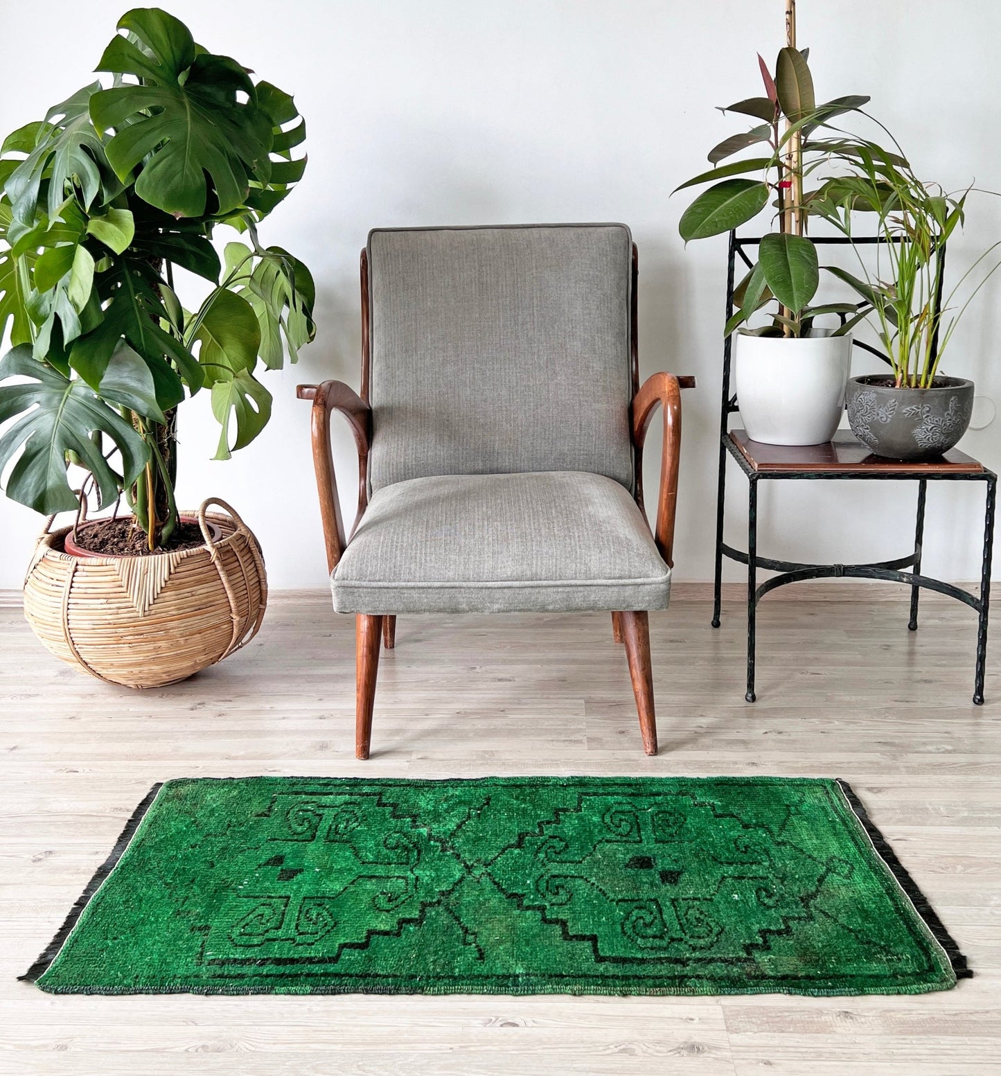 green handmade wool turkish mini rug bathmat doormat. Rug shop san francisco bay area.