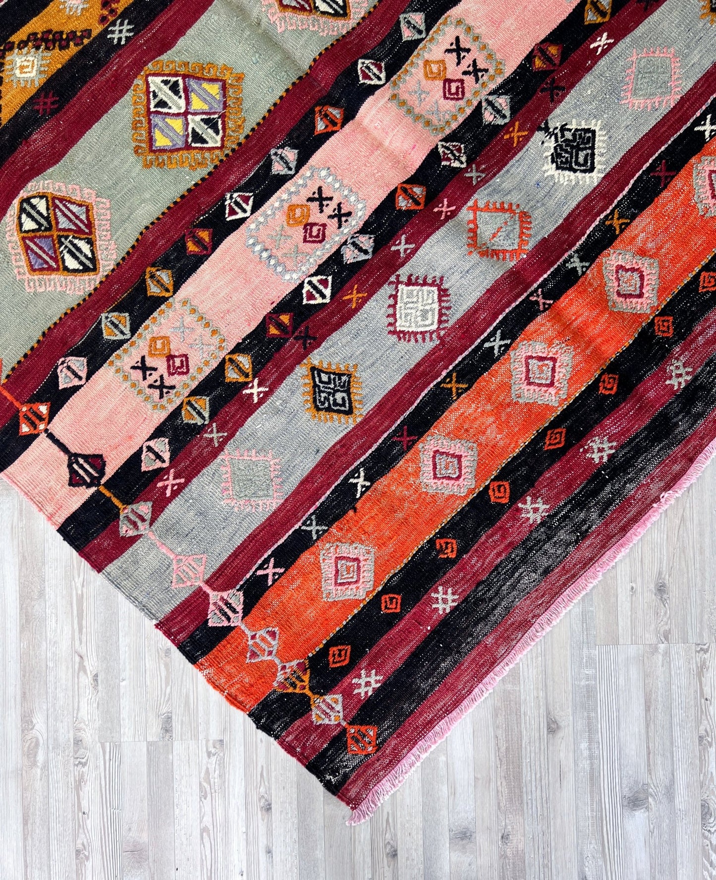 van kurdish kilim oriental rug shop palo alto vintage rug shopping san francisco bay area berkeley buy rug online california