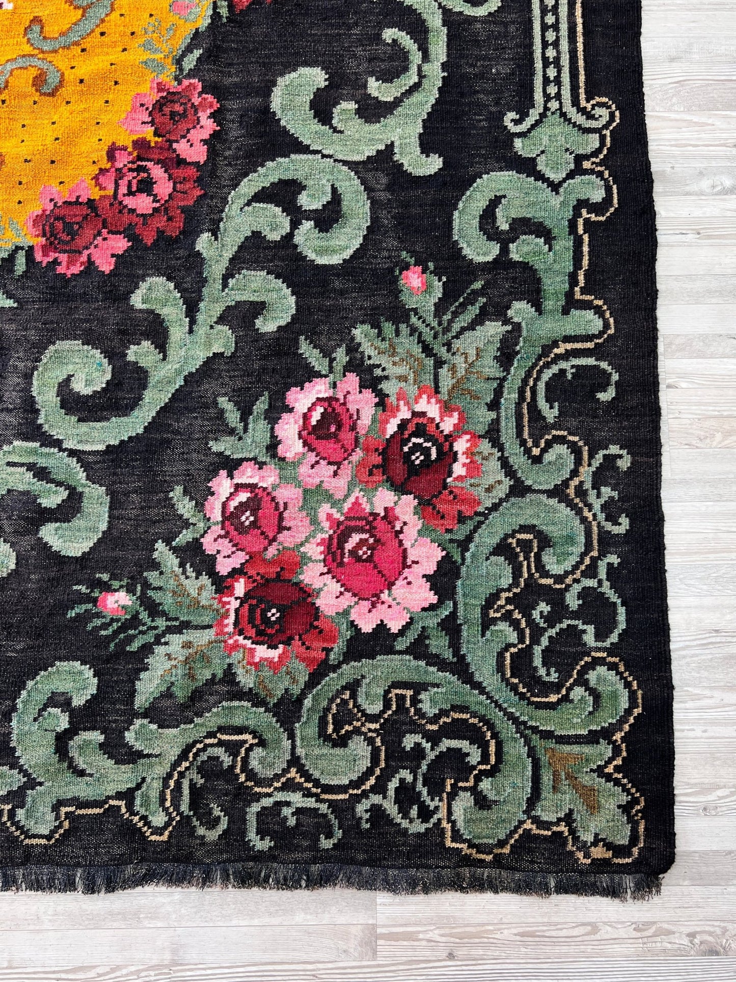 Moldovan rose kilim area Rug. Vintage kilim shop berkeley canada san francisco los altos palo alto. Buy oriental rug online