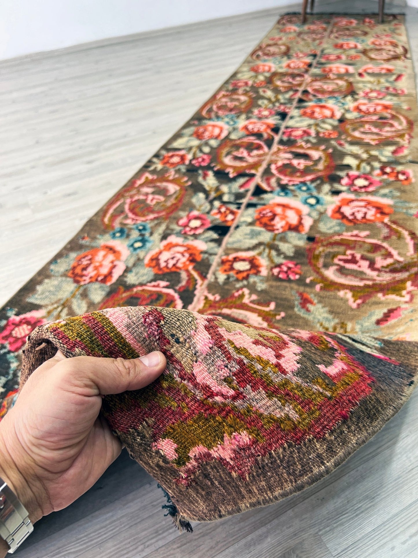 Moldovan rose runner kilim rug rug shop berkeley, palo alto. Buy kilim rug online free shipping. Oriental rug shop los altos.