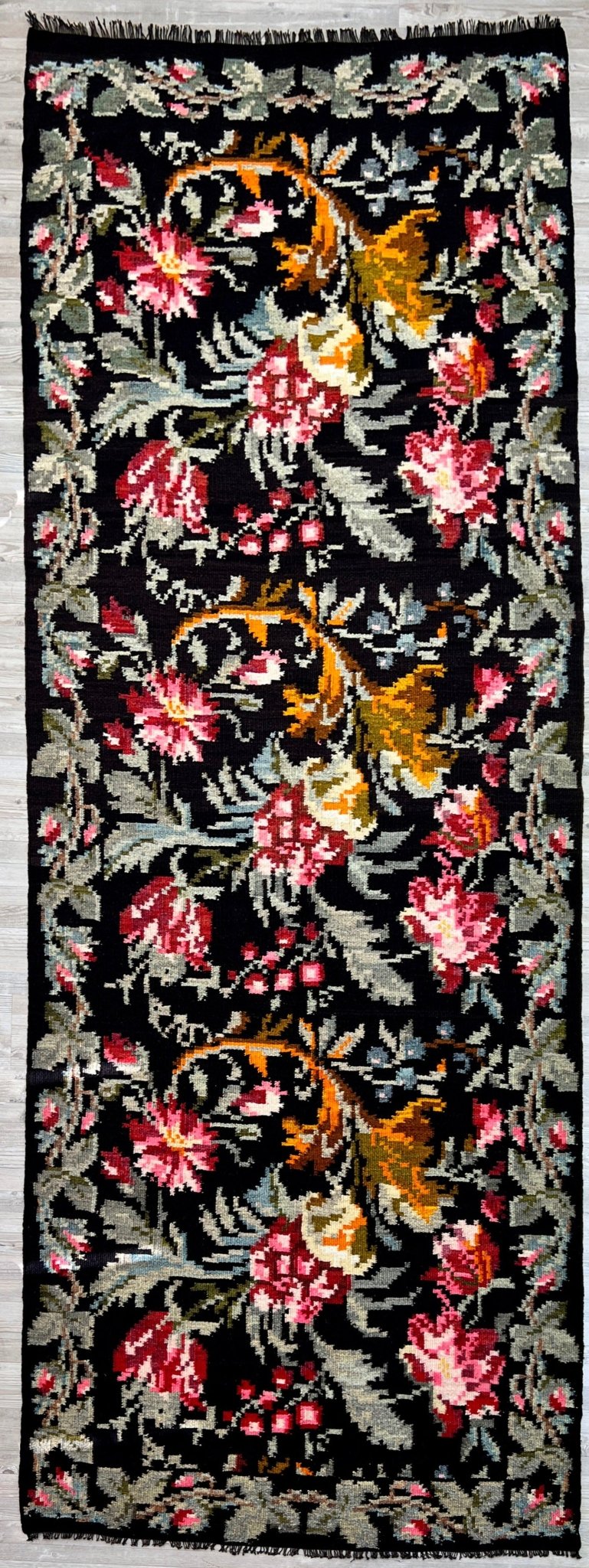 Moldovan rose runner kilim rug shop berkeley, palo alto. Buy kilim rug online free shipping. Oriental rug shop los altos.