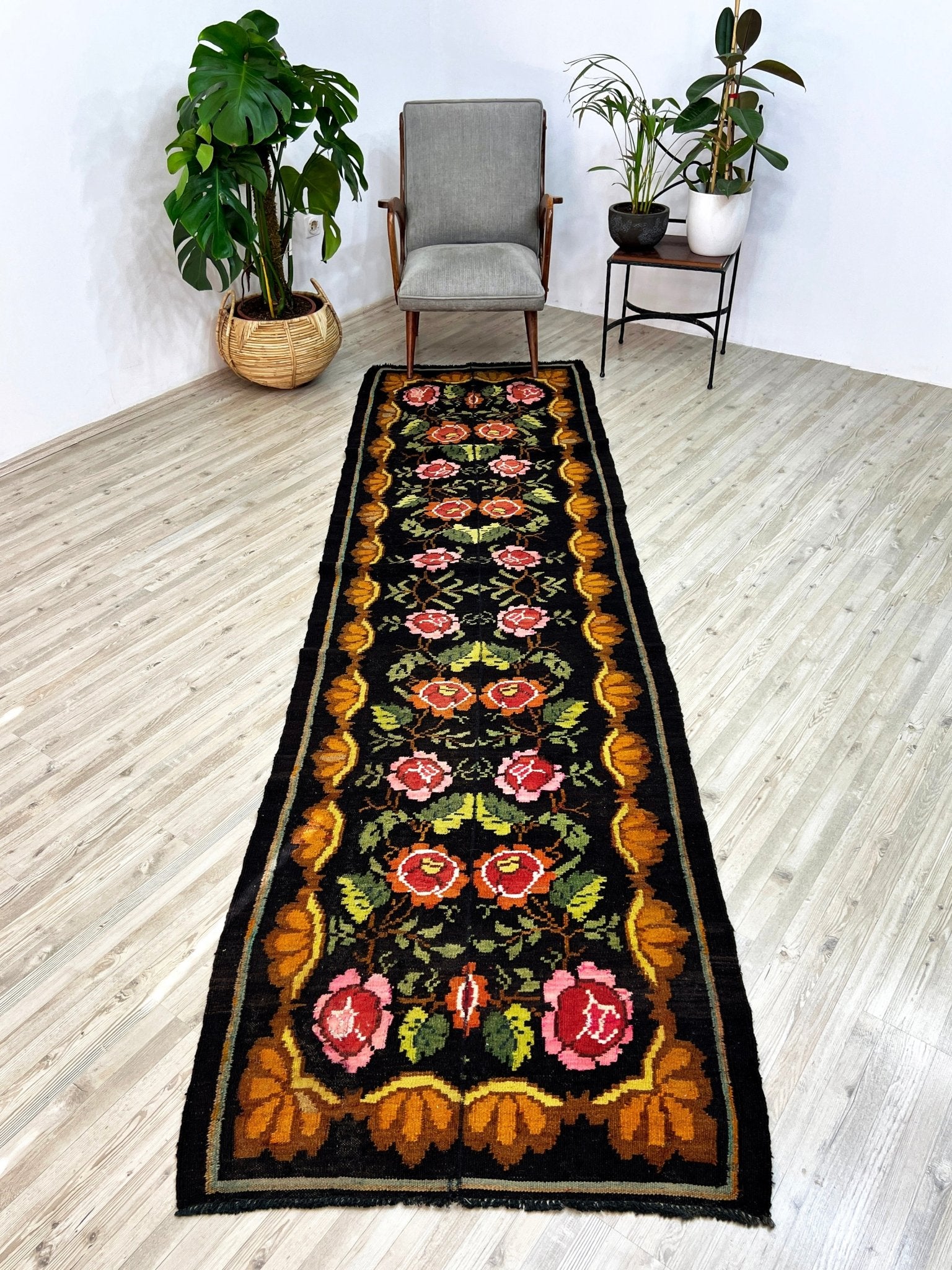 Moldovan rose runner kilim rug rug shop berkeley, palo alto. Buy kilim rug online free shipping. Oriental rug shop los altos.