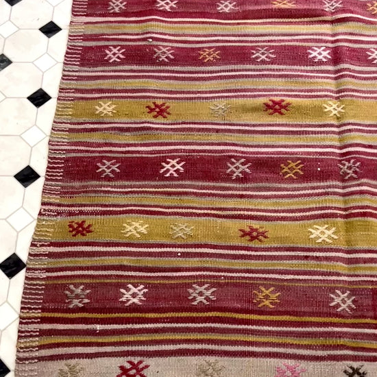 Pergamum Kilim Vintage Anatolian Rug. Turkish rug store berkeley los altos. Oriental rug shop los gatos, palo alto. Buy Turkish kilim rug online free shipping to US, canada, california, toronto.