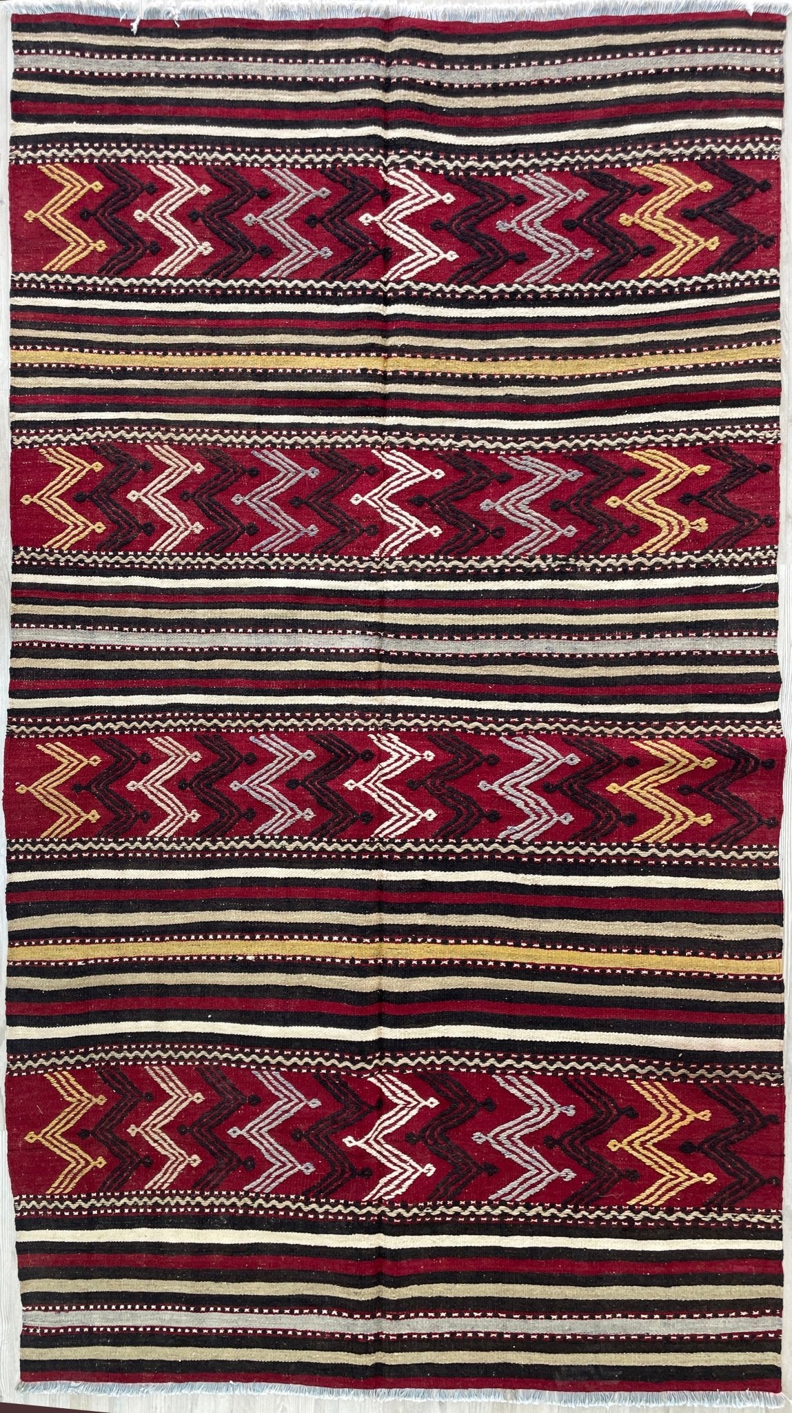 Canakkale Vintage turkish kilim rug shop San Francisco bay area. oriental rug store Buy vintage kilim rug online canada