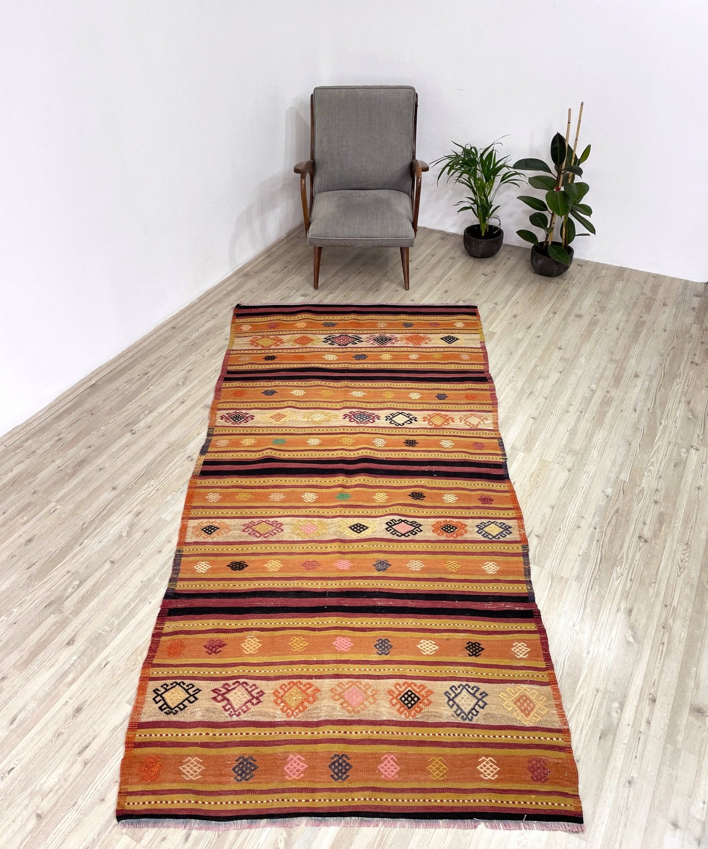 Sivas wool handmade vintage turkish runner kilim rug shop san francisco bay area. Oriental rug store palo alto berkeley.