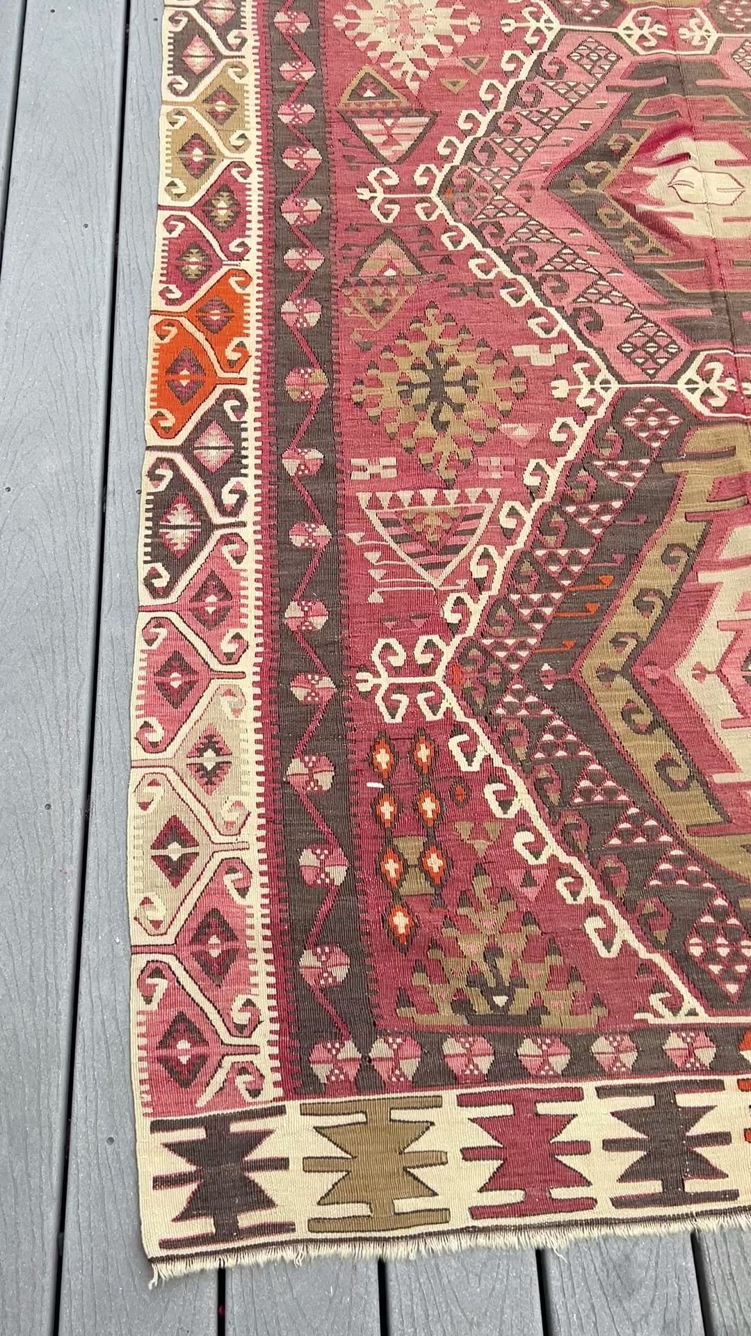 kayseri double wing antique turkish kilim rug. Kilim rug shop berkeley palo alto. Oriental rug store los altos, los gatos, san francisco. Buy kilim rug online free shipping to Canada, USA, toronto, california, oregon.