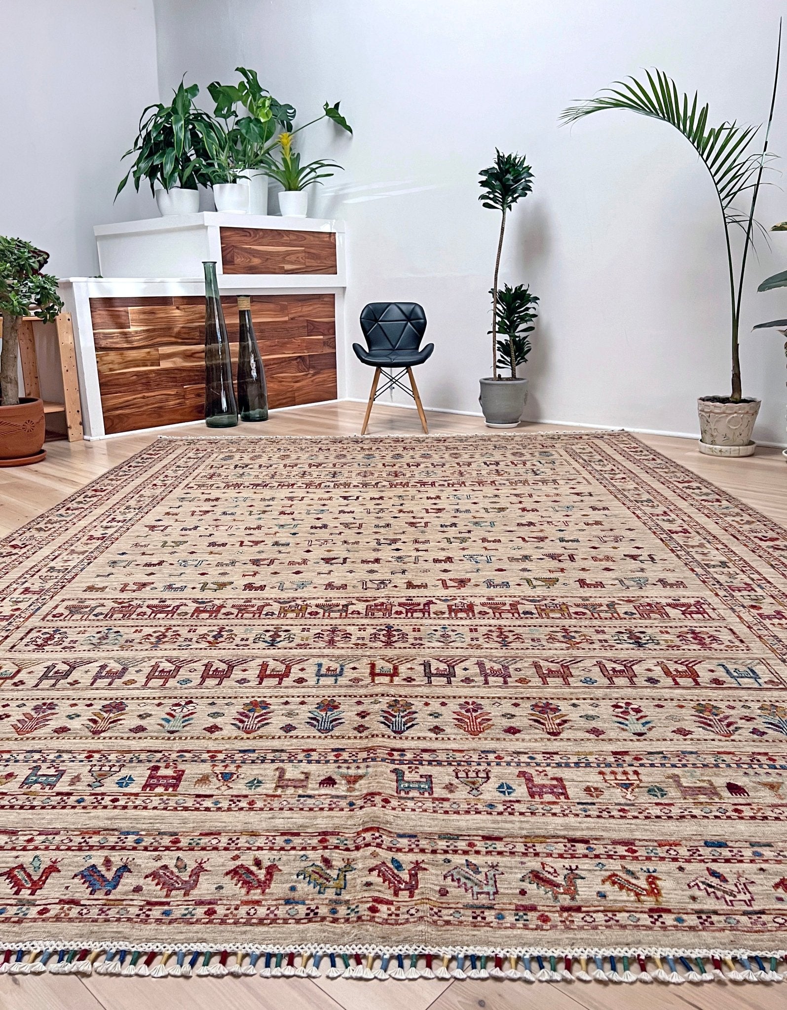 Khorjin Minimalistic Tribal Handmade Wool Orienta Rug shop San Francisco Bay Area. Buy Handmade Wool Large rug online