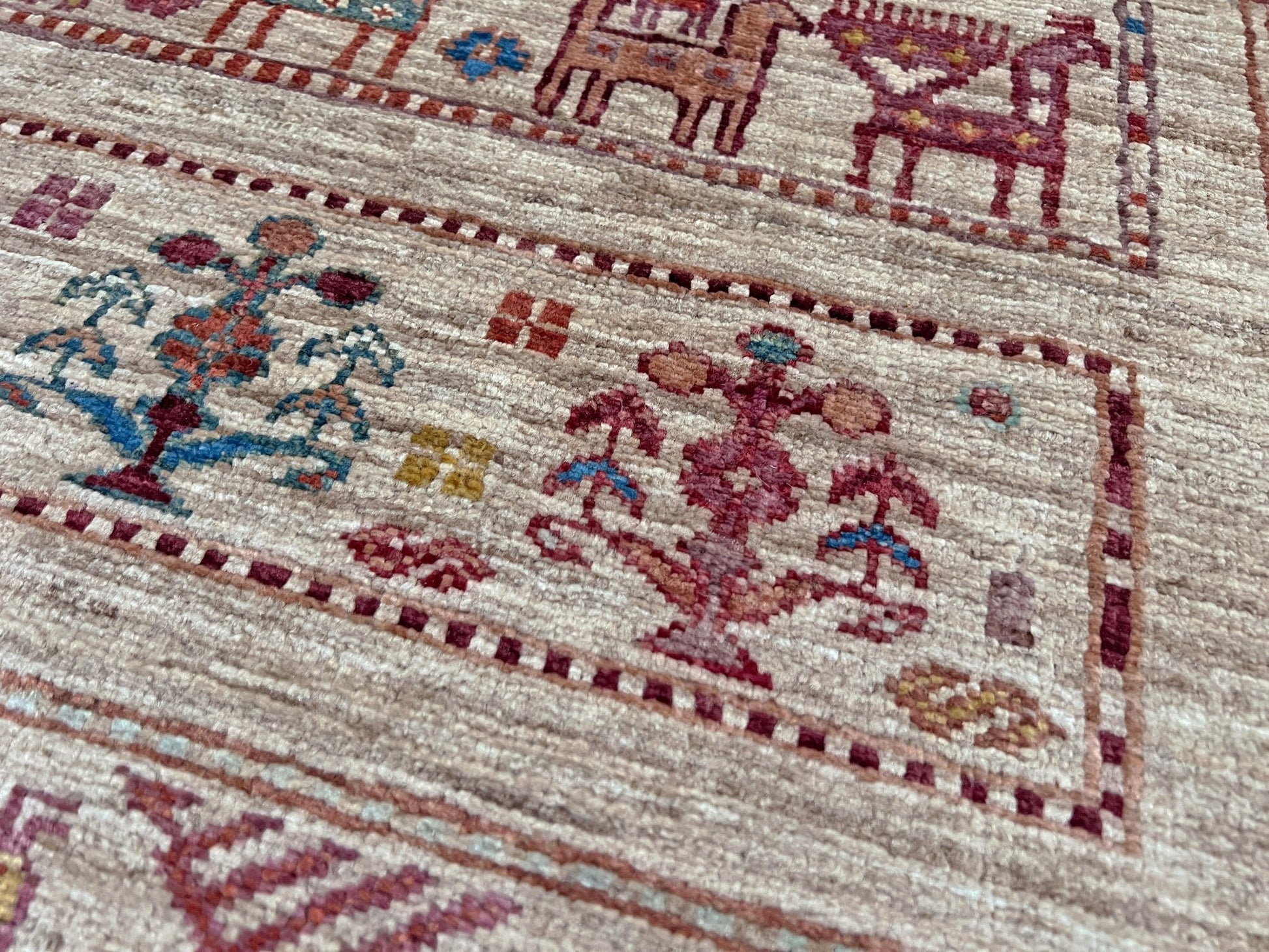 Khorjin Minimalistic Tribal Handmade Wool Orienta Rug shop San Francisco Bay Area. Buy Handmade Wool Large rug online