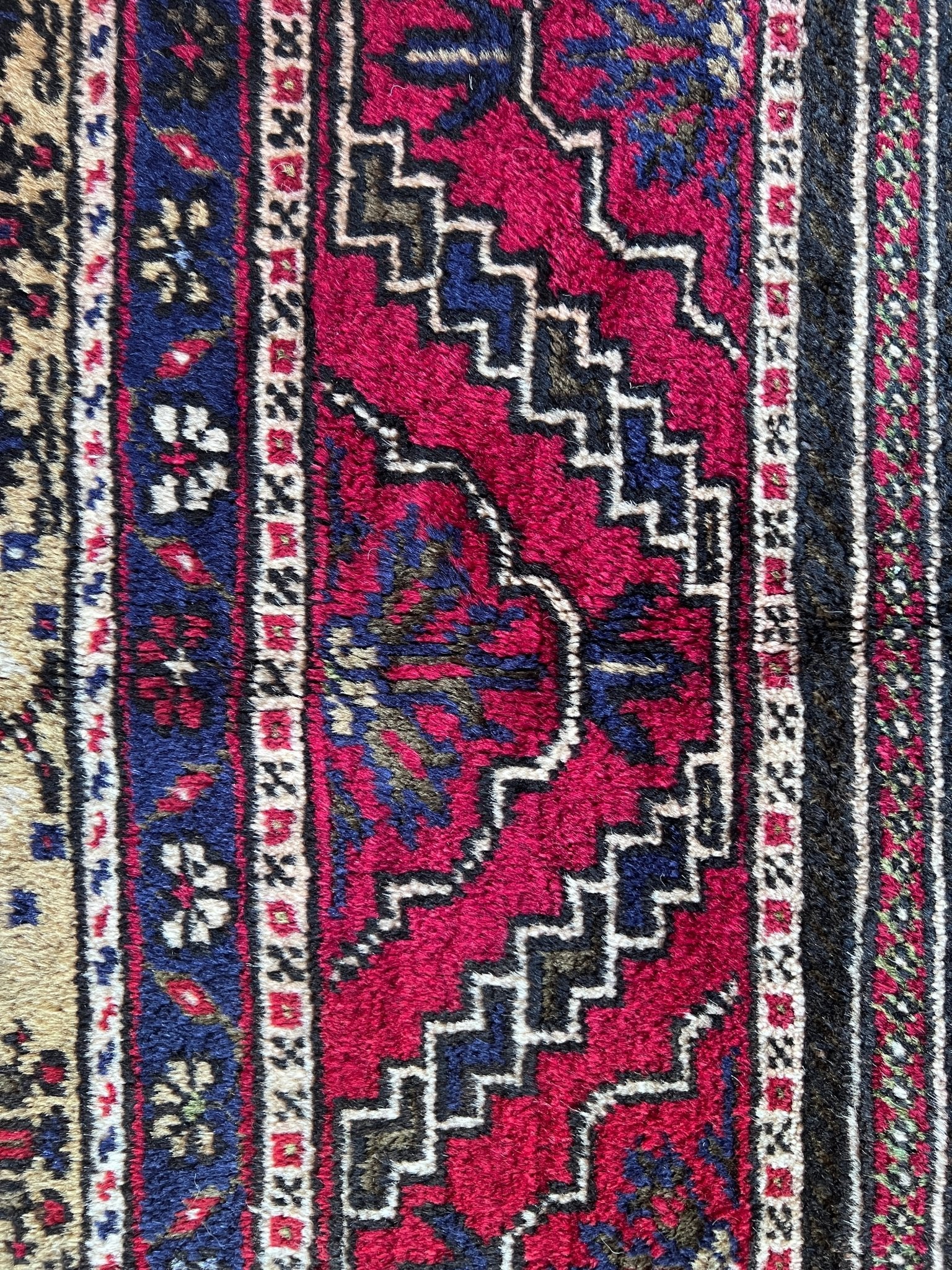 taspinar handmade wool turkish rug shop san francisco bay area berkeley los altos palo alto. Buy vintage rug online