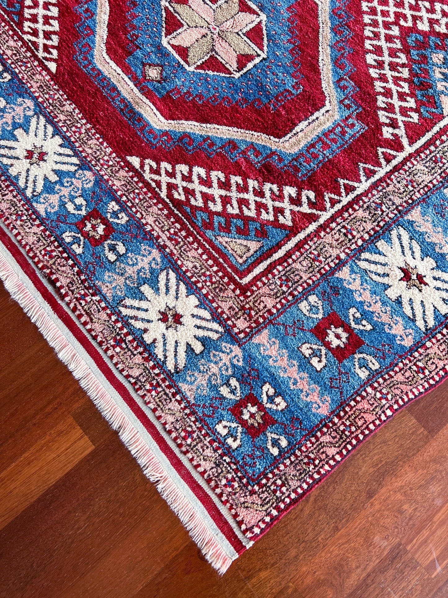 Dazkiri large turkish rug shop san francisco bay area. Wool handmade rug shop.