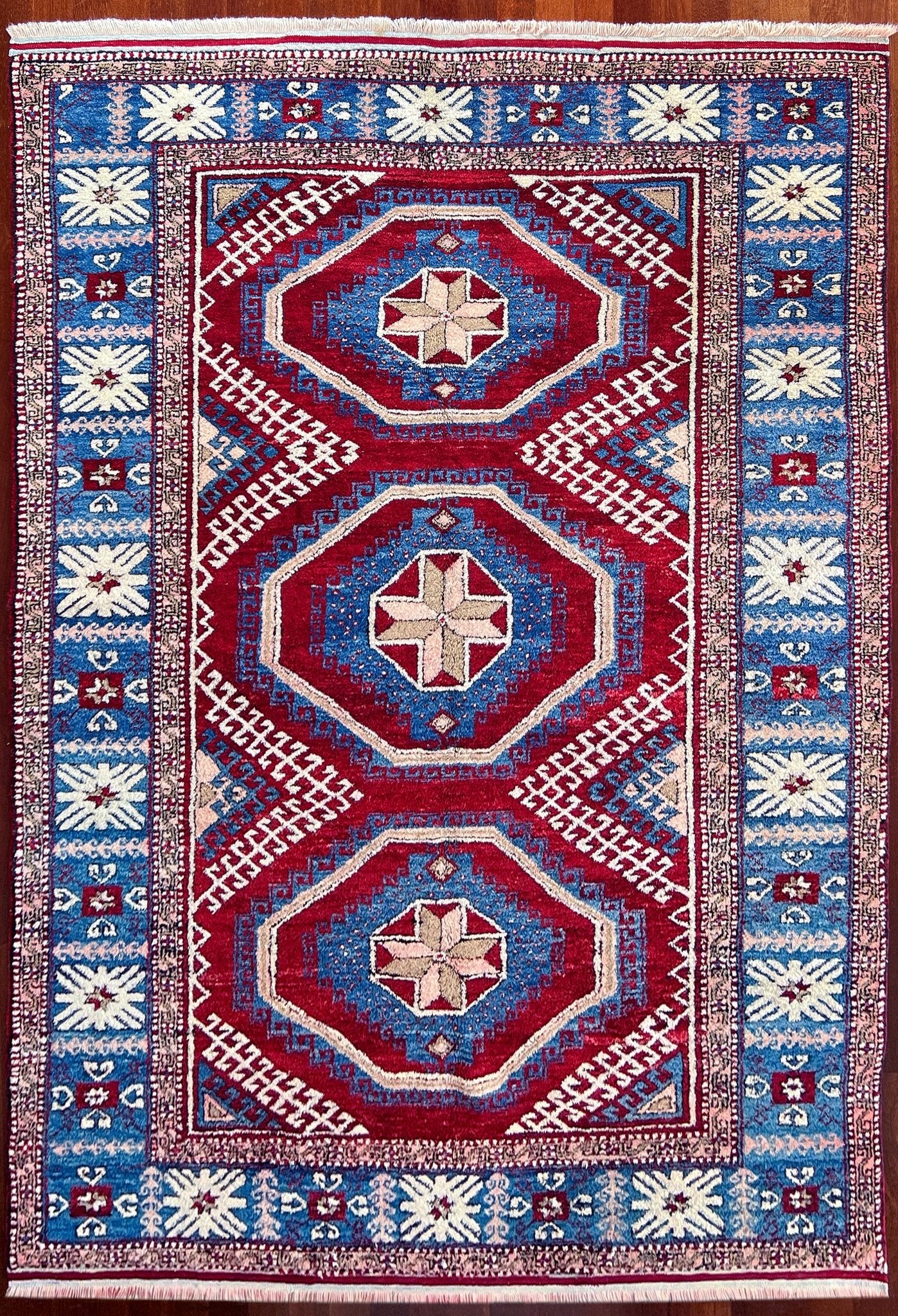 Dazkiri large turkish rug shop san francisco bay area. Wool handmade rug shop.