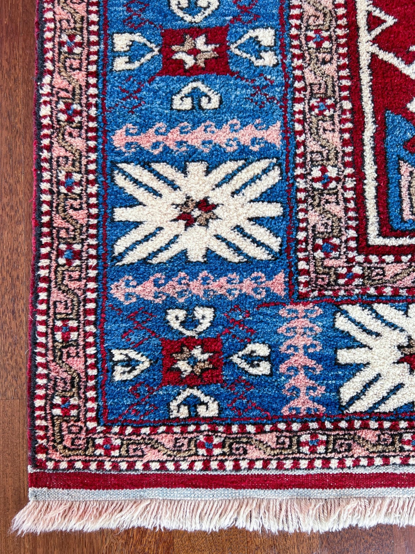 Dazkiri large turkish rug shop san francisco bay area. Wool handmade rug shop.