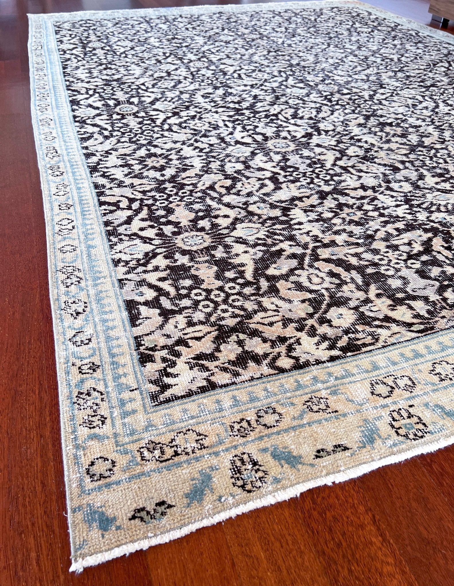 Muted floral minimalist vintage turkish rug shop san francisco bay area palo alto oriental rug shop berkeley buy rugs online