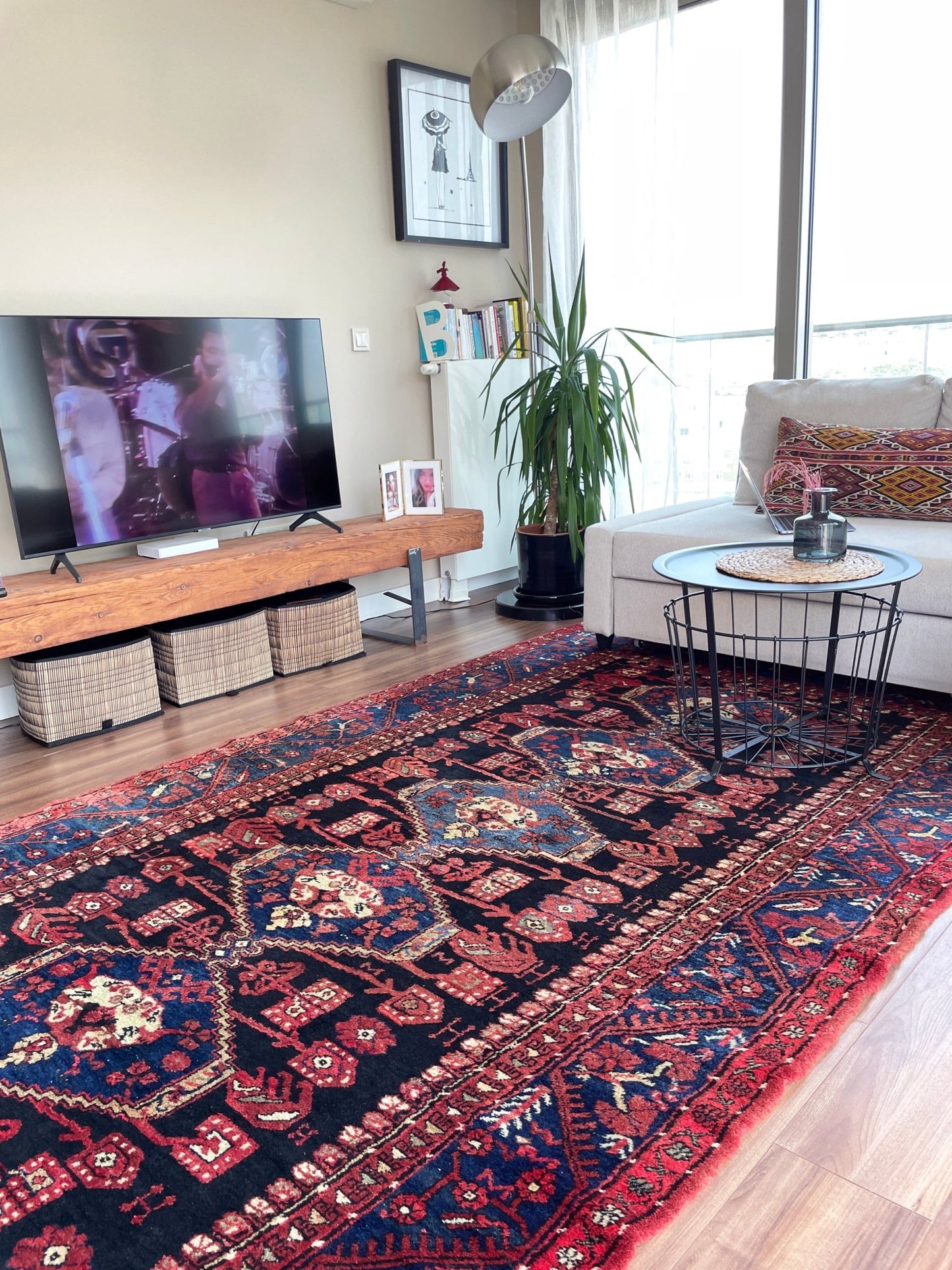 KULA handmade wool vintage Turkish rug shop san francisco bay area berkeley. Oriental rug shop palo alto. Buy rug online