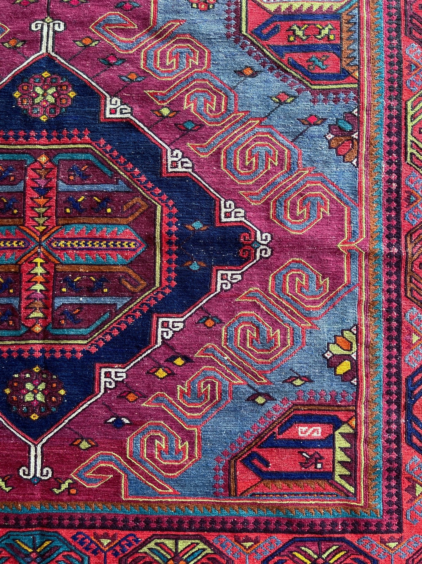 caucasian soumak rug. oriental rug shop san francisco bay area