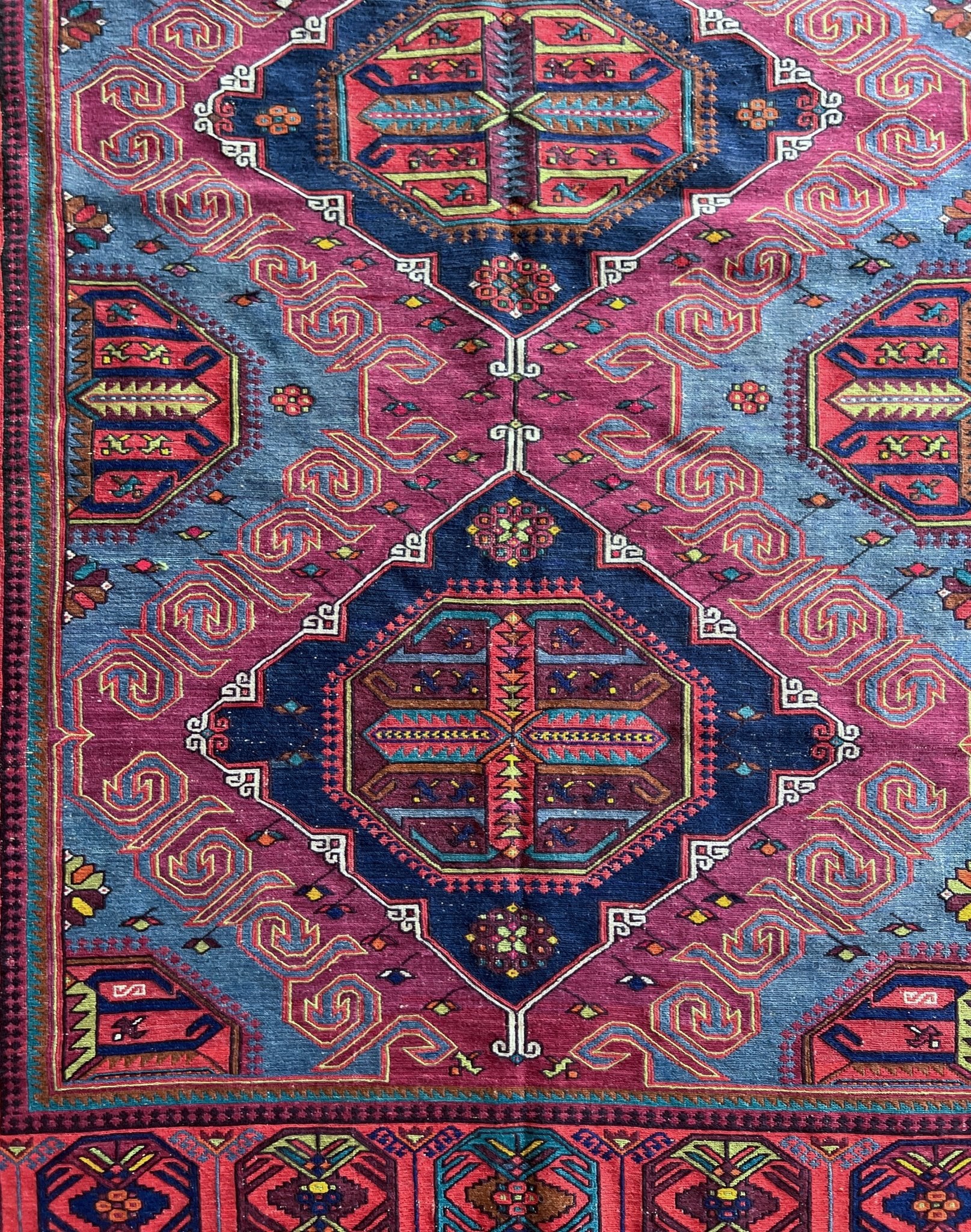 caucasian soumak rug. oriental rug shop san francisco bay area