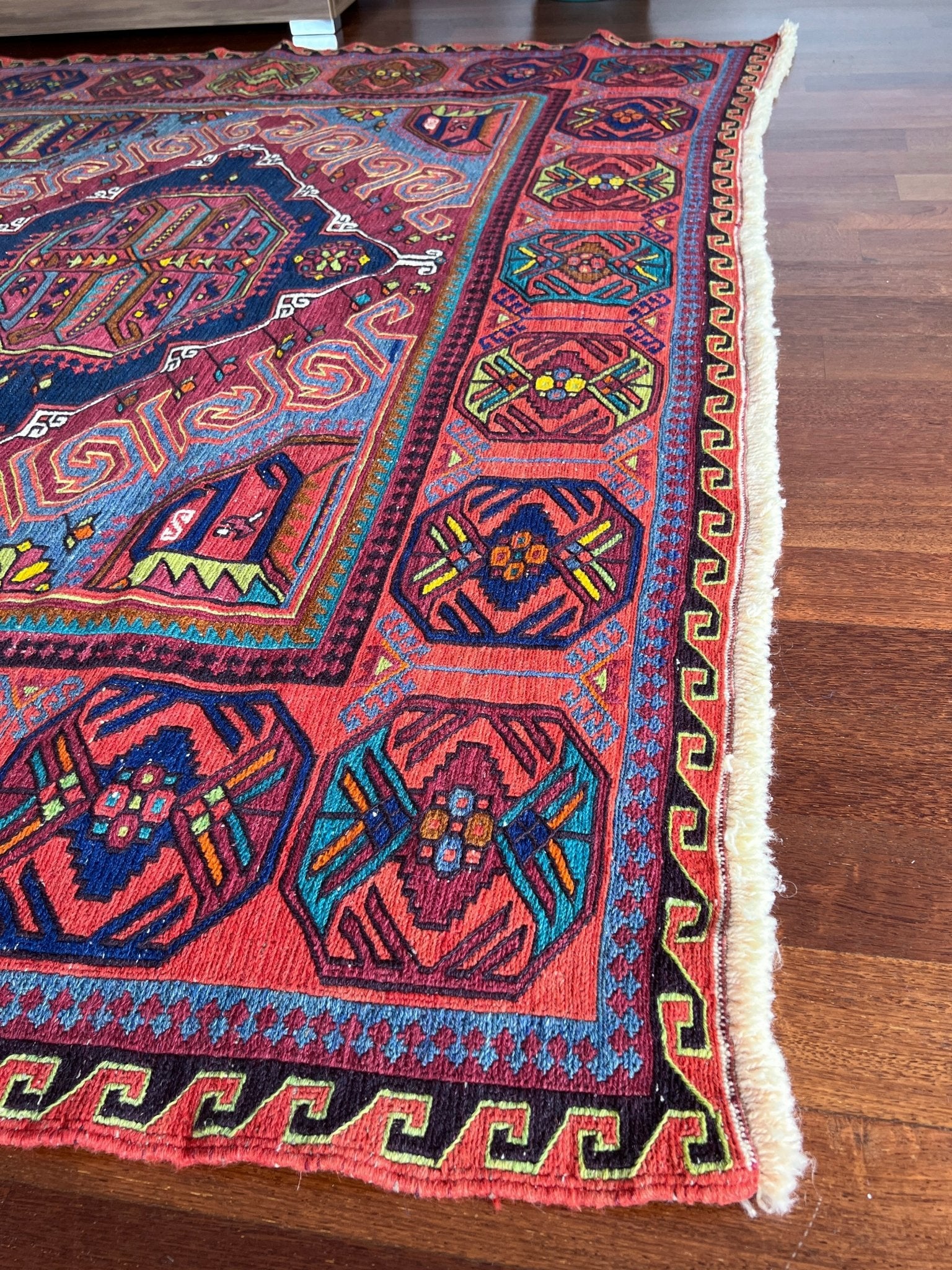 caucasian soumak rug. oriental rug shop san francisco bay area