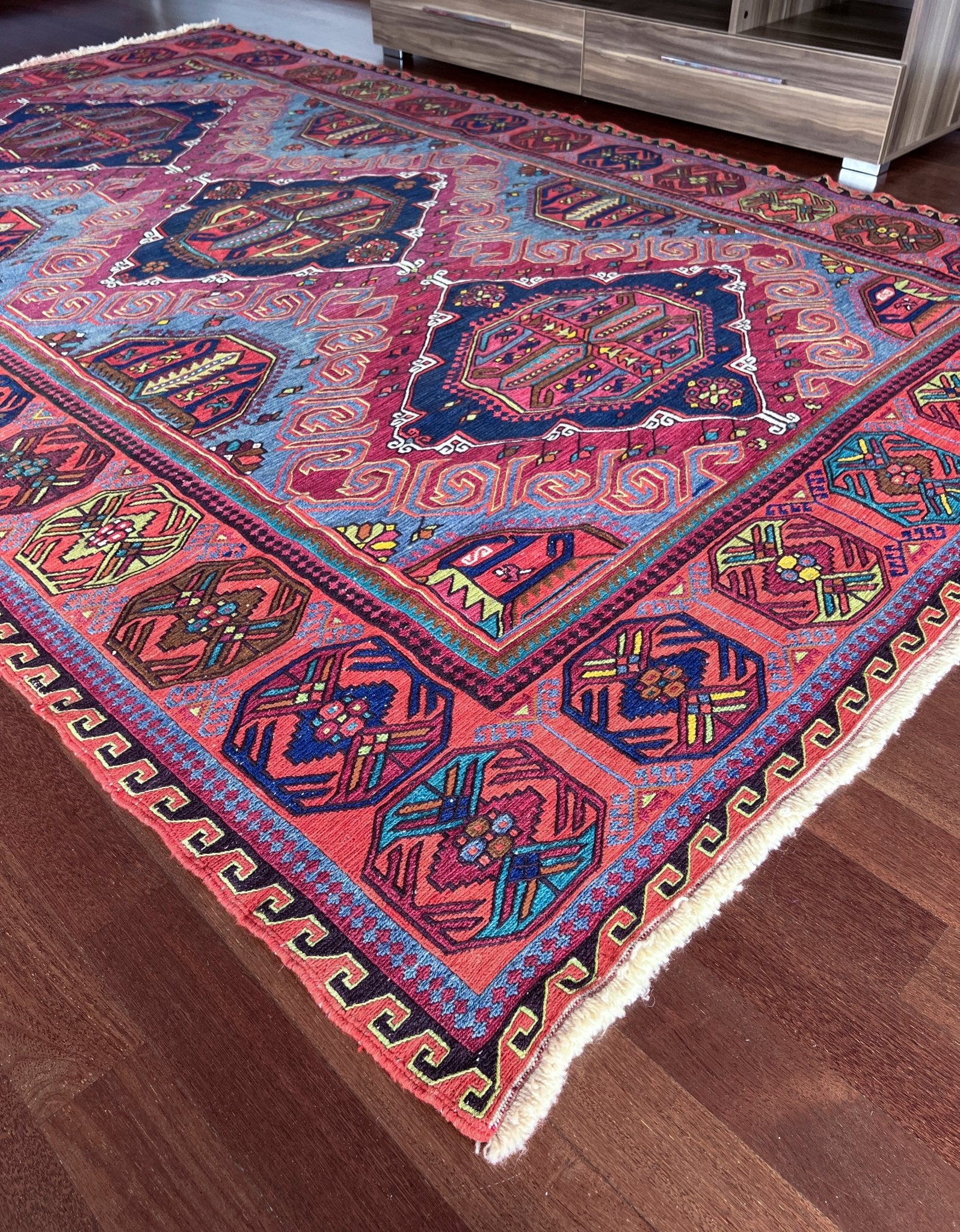 caucasian soumak rug. oriental rug shop san francisco bay area