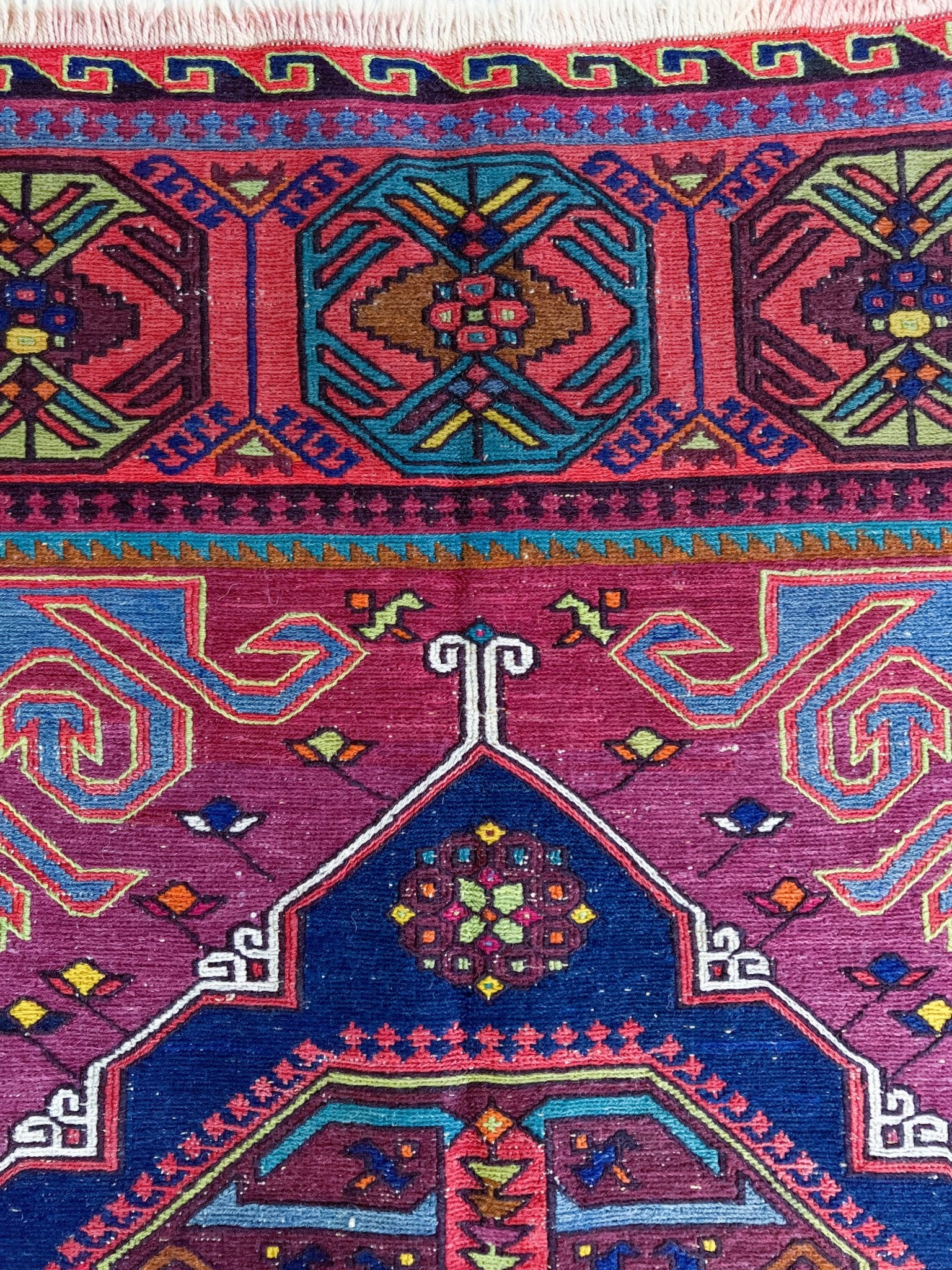 caucasian soumak rug. oriental rug shop san francisco bay area