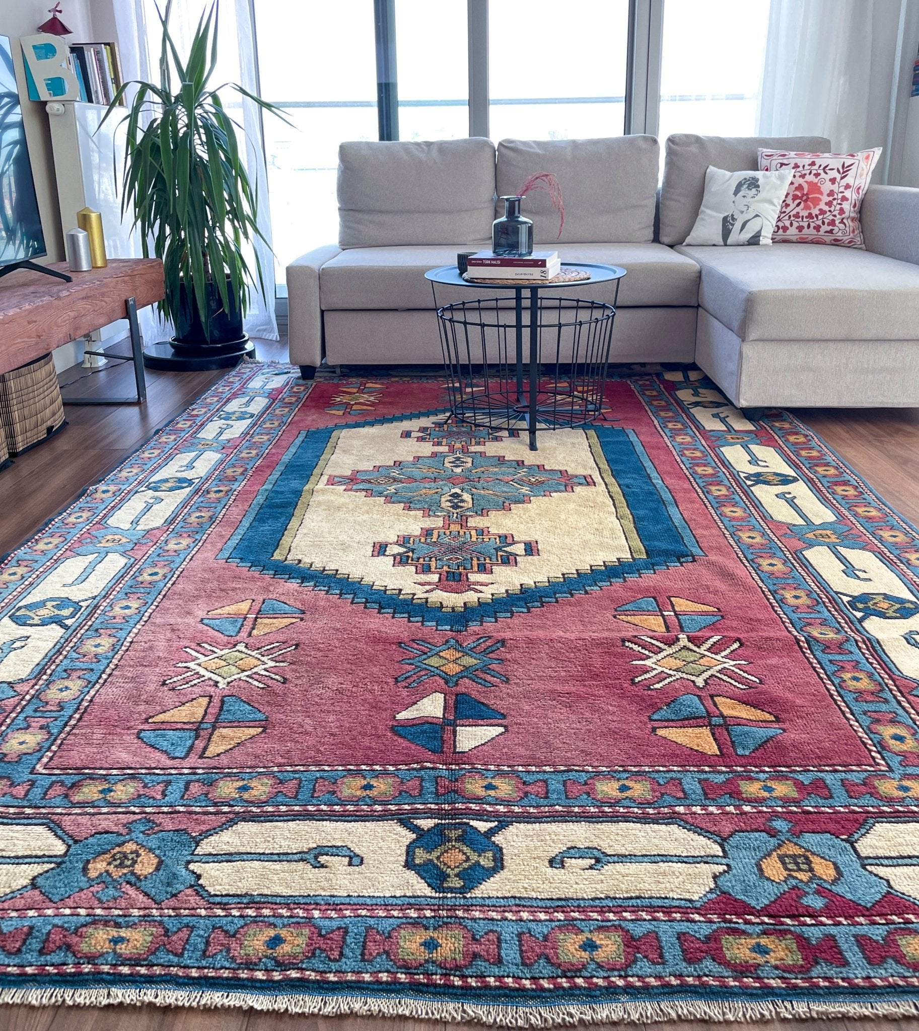 Sultanhani Turkish Rug Shop San francisco bay area. Oriental vintage rug shop berkeley buy rugs online toronto canada