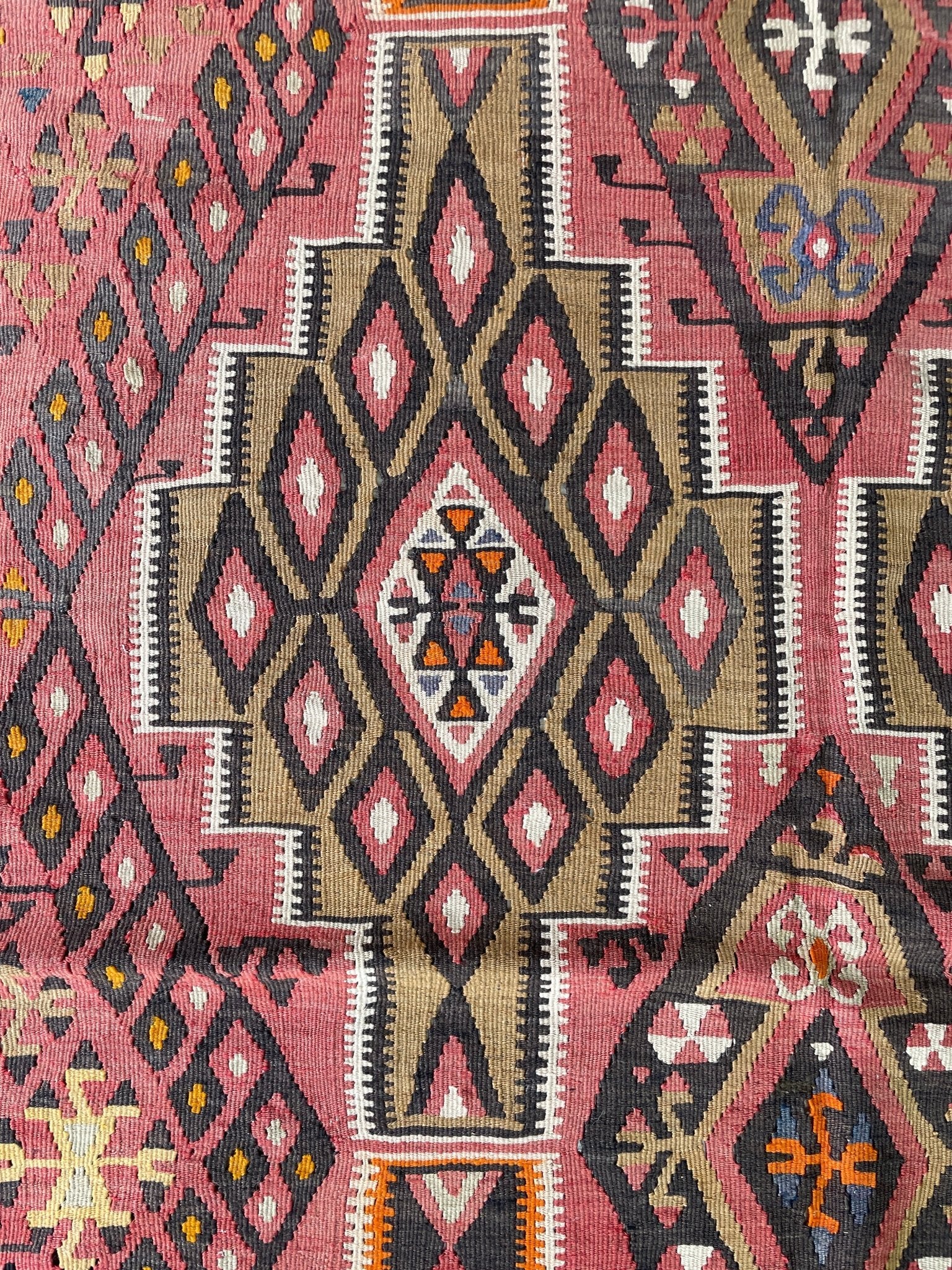 Kayseri turkish kilim rug shop san francisco bay area. Buy handmade wool vintage rug online