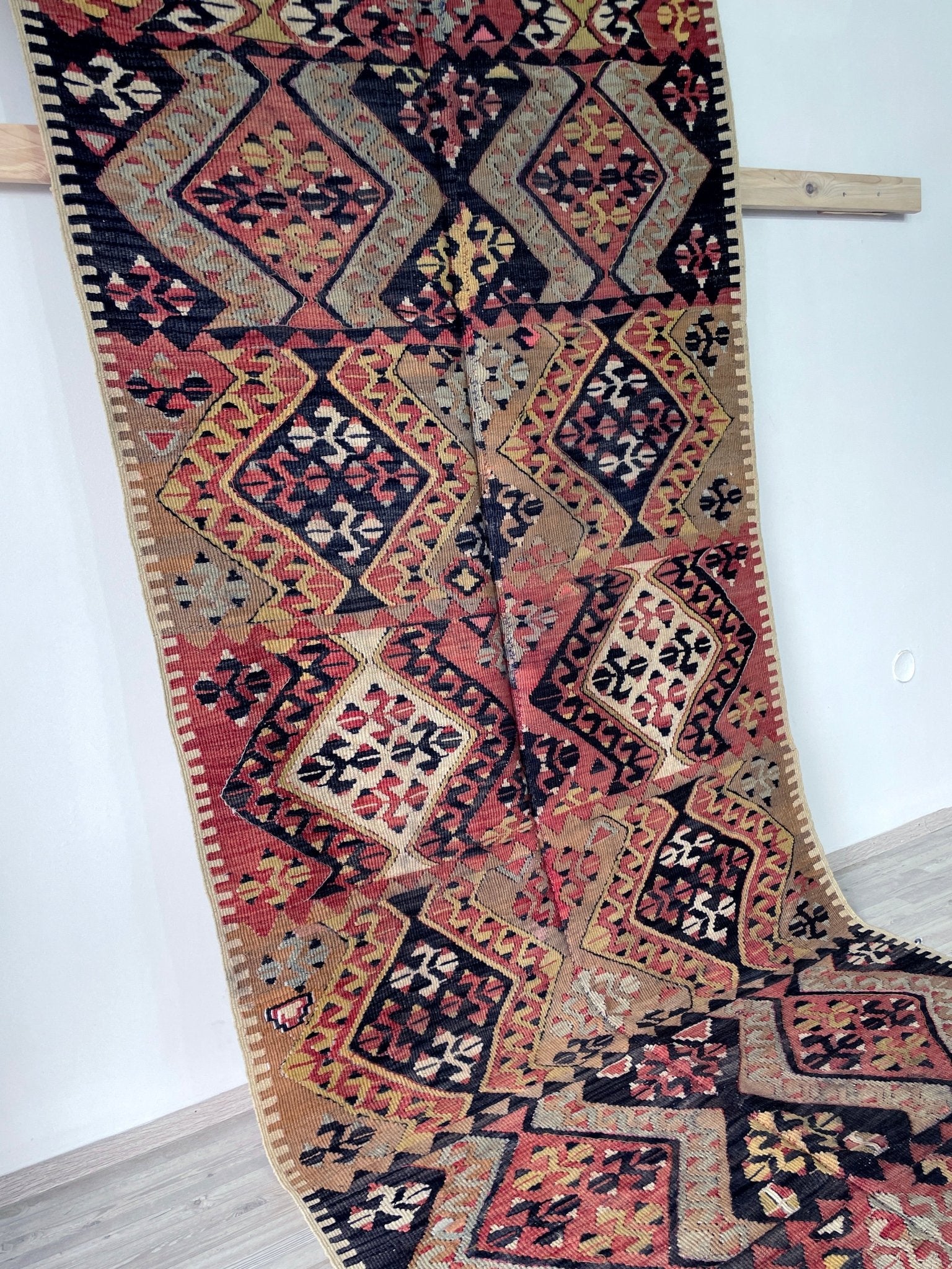 Kayseri turkish kilim rug shop san francisco bay area. Buy handmade wool vintage rug online