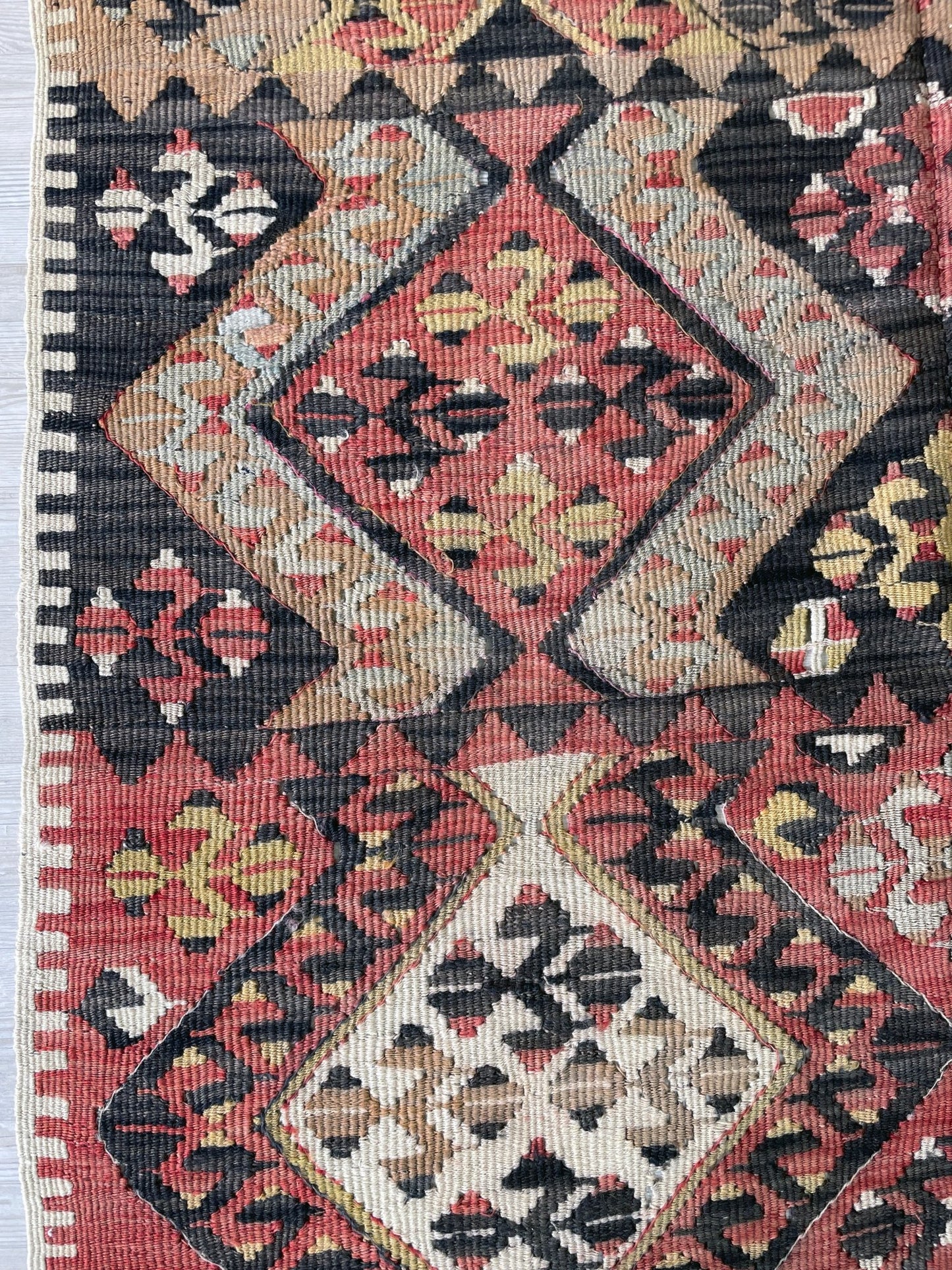 Kayseri turkish kilim rug shop san francisco bay area. Buy handmade wool vintage rug online