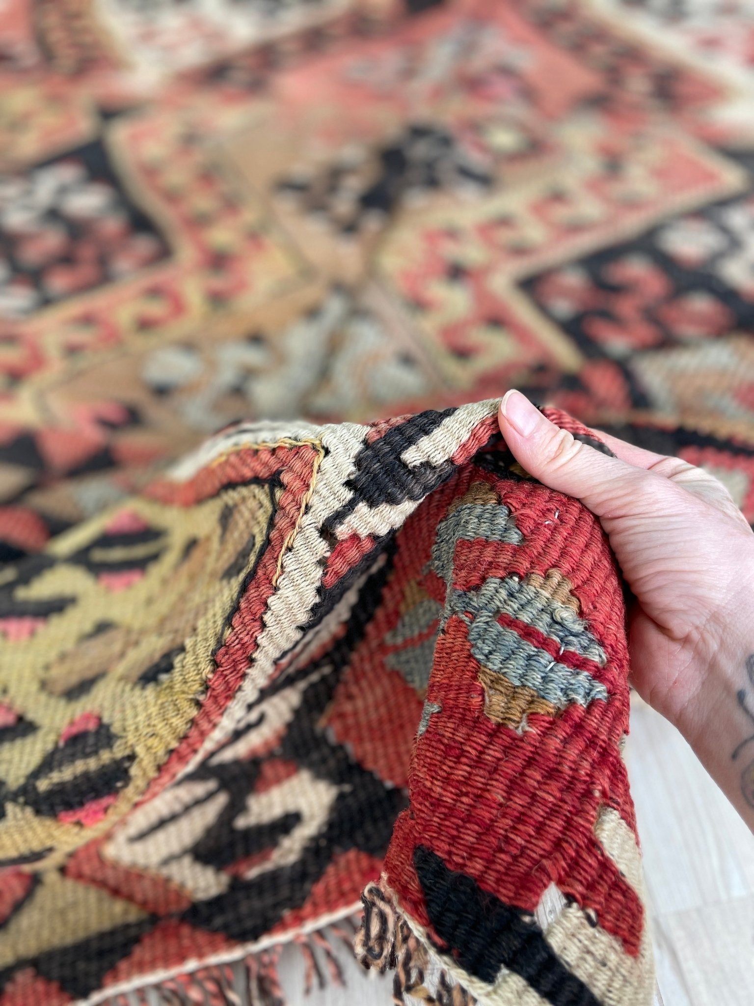 Kayseri turkish kilim rug shop san francisco bay area. Buy handmade wool vintage rug online