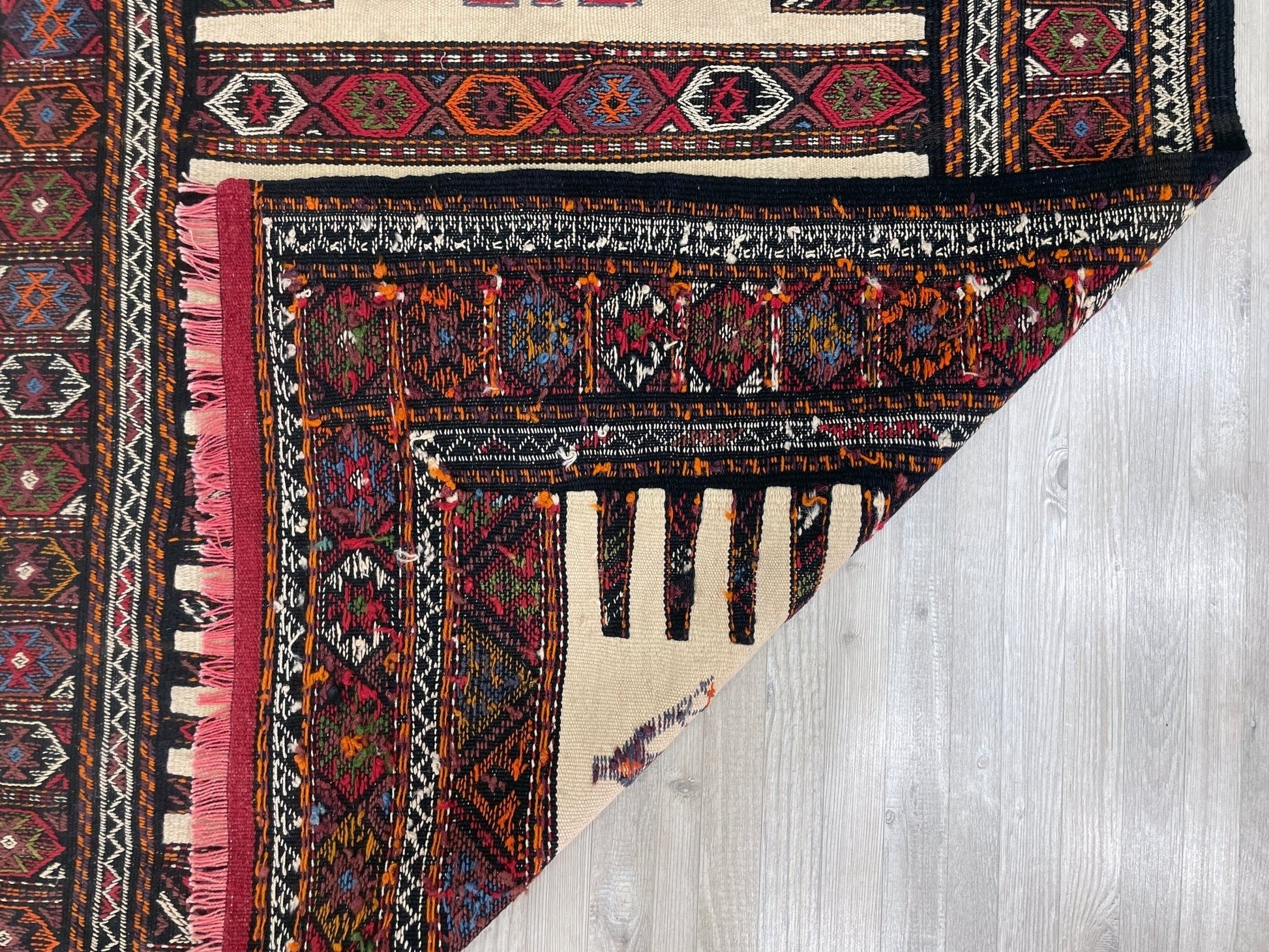 Kochan handmade wool vintage turkish kilim rug shop san francisco bay area. Buy handmade rug online free shipping USA Canada.
