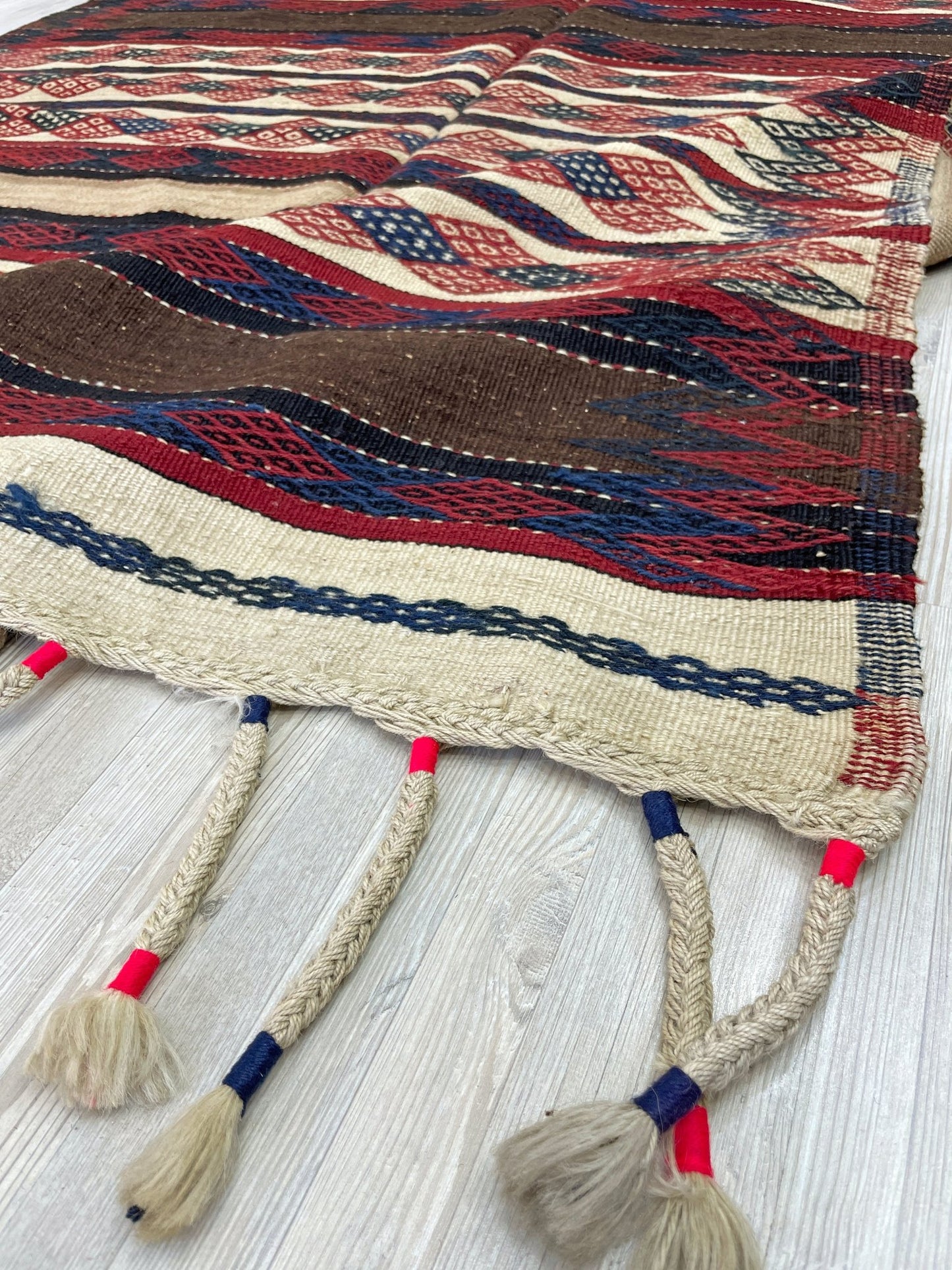 Vintage kilim rug San Francisco Bay area. California rug store, rug shop, local shop, vintage rug, modern kilim