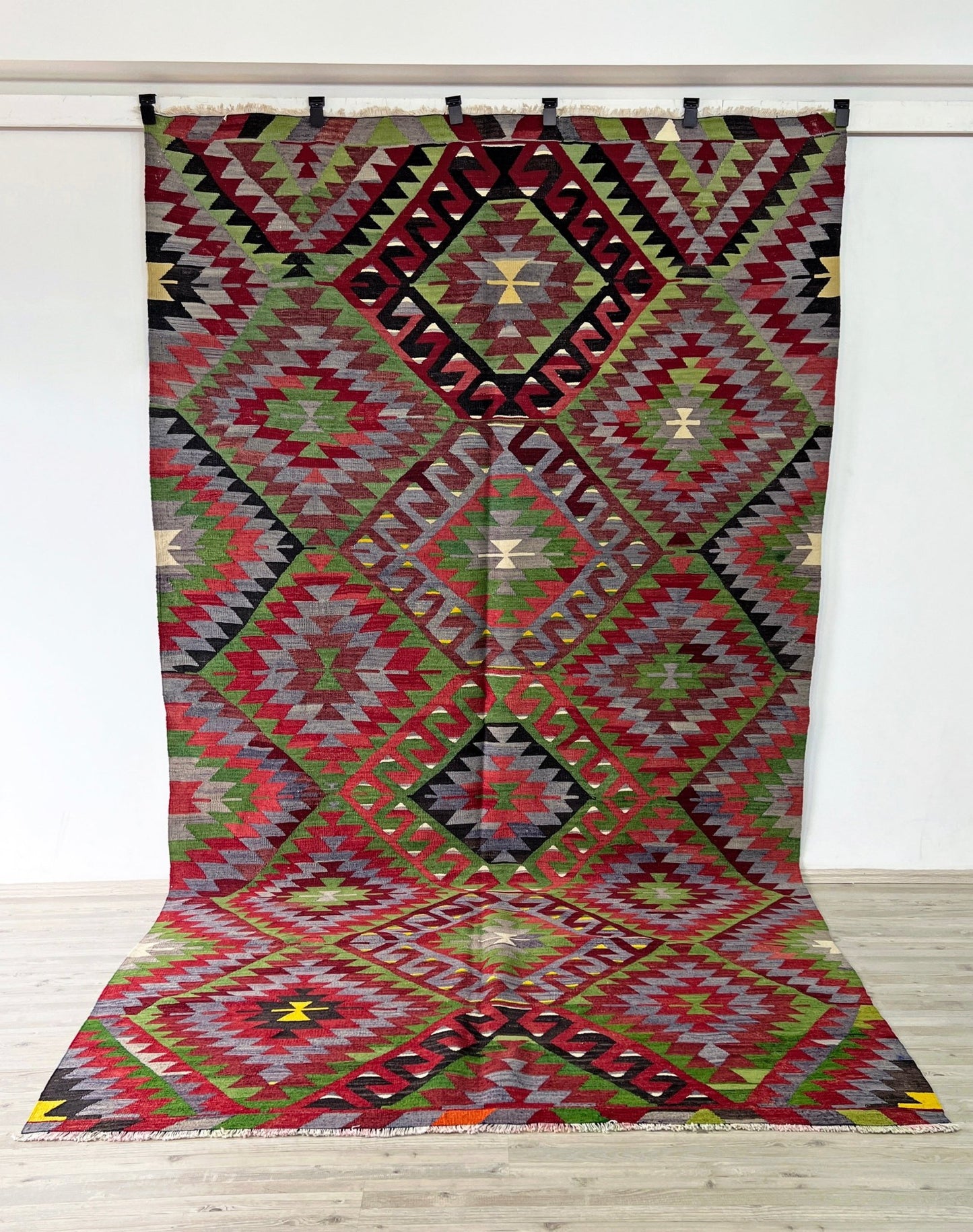 Oushak Esme Kilim vintage turkish rug shop san francisco bay area. Rug store palo alto berkeley buy vintage rug online
