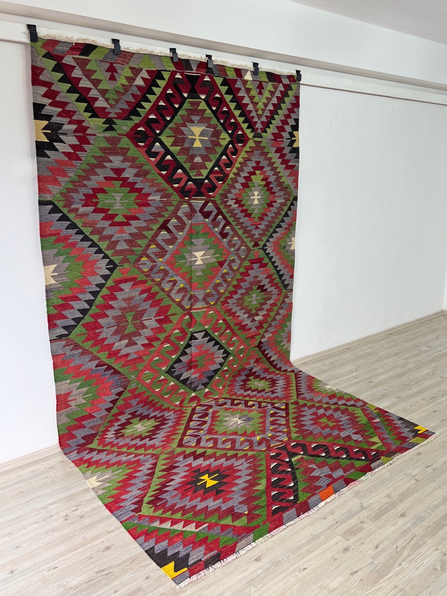 Oushak Esme Kilim vintage turkish rug shop san francisco bay area. Rug store palo alto berkeley buy vintage rug online