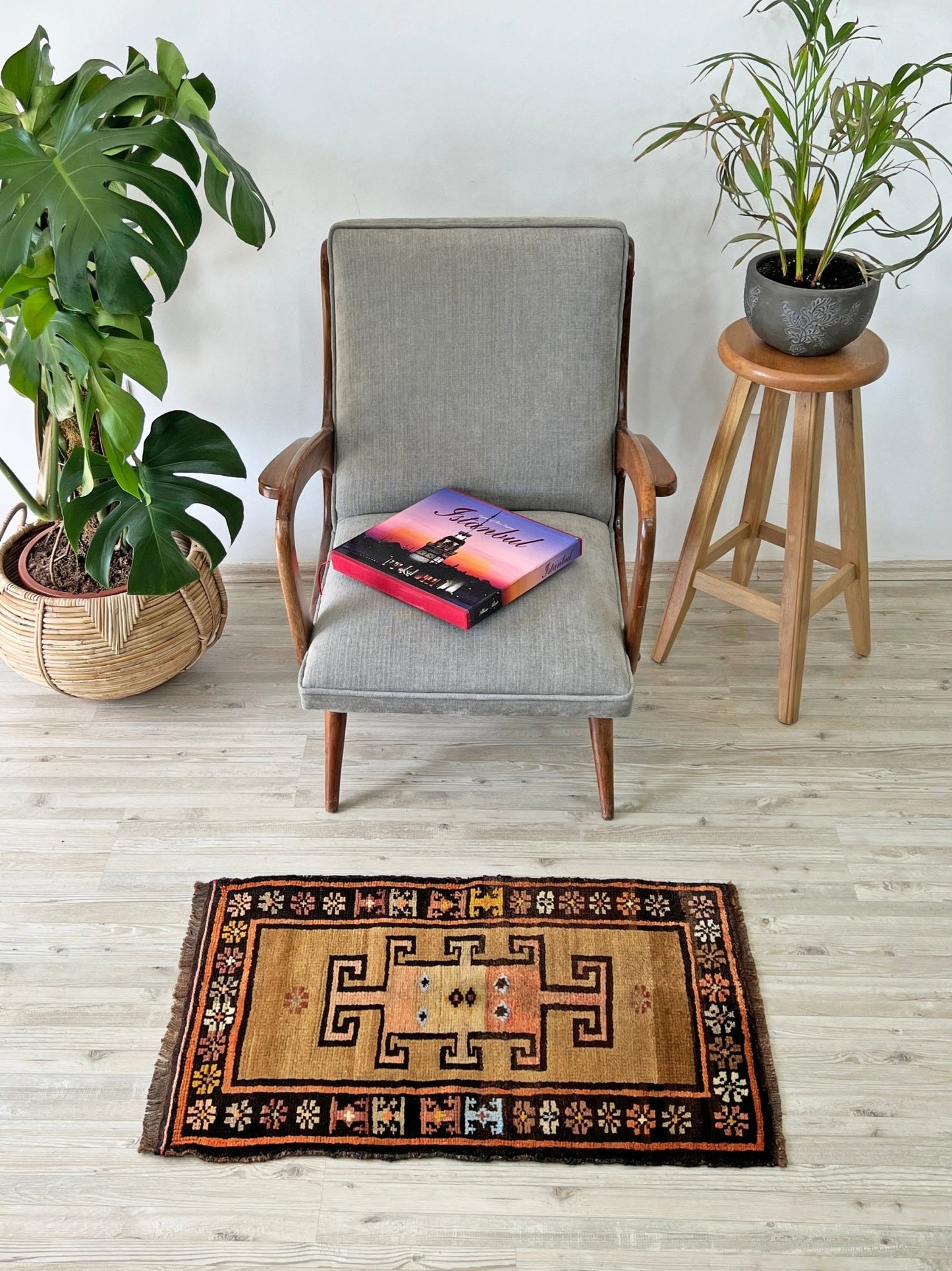wool vintage rug for bathroom door mat turkish mini rug shop san francisco bay area palo alto berkeley buy vintage rug online