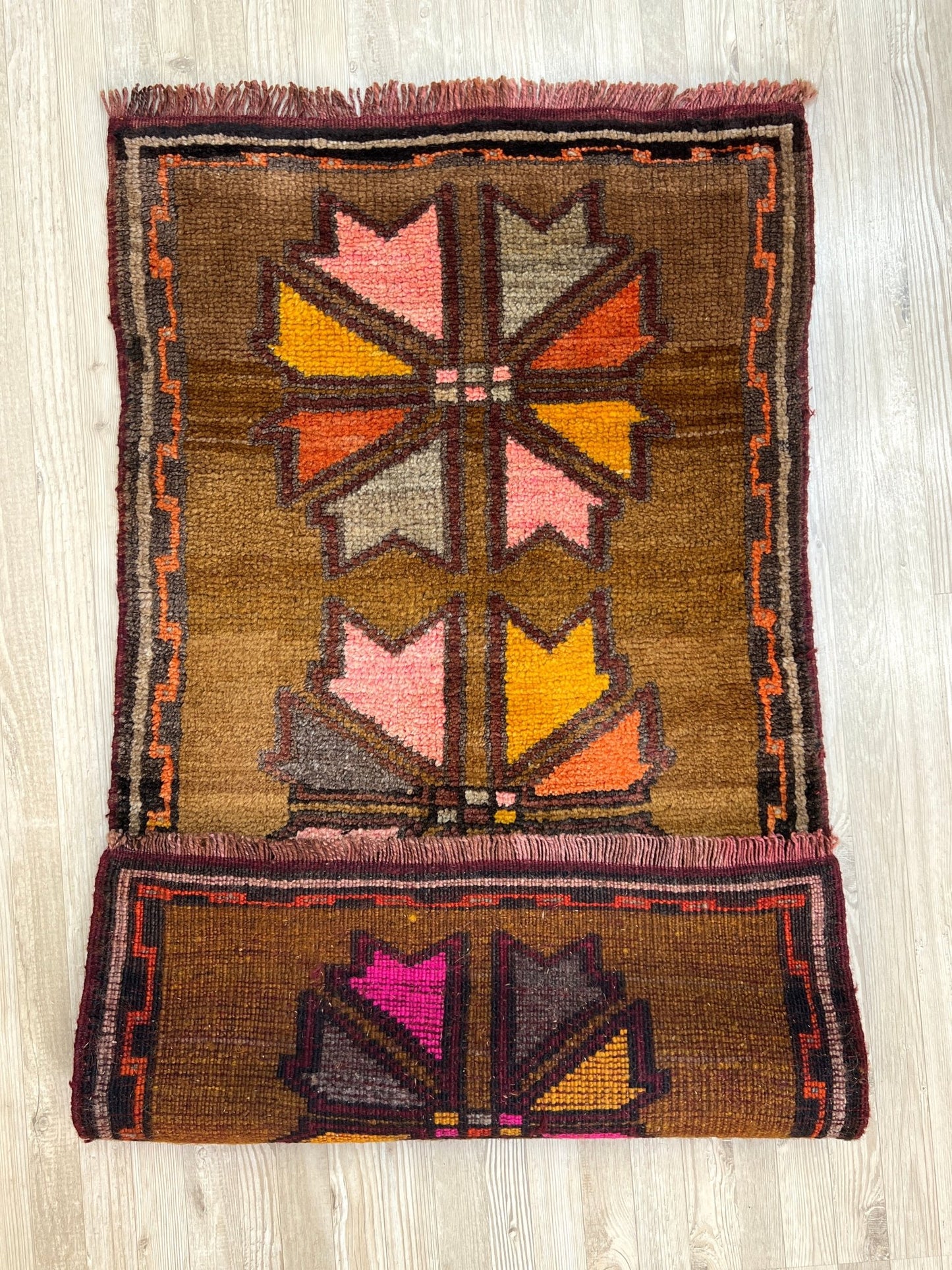 Turkish mini rug. Handmade wool small rug doormat bath mat. Turkish rug shop san francisco bay area.