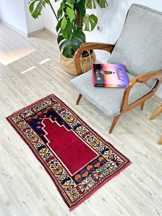 Taspinar vintage turkish mini rug shop palo alto oriental rug shop san francisco bay area berkeley