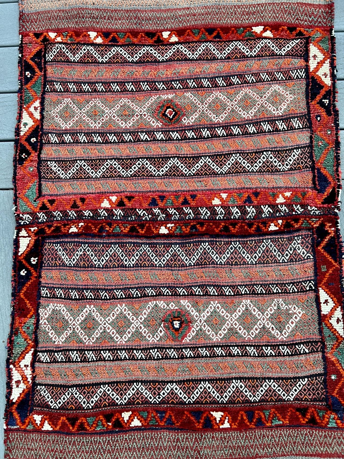 Bakhtiari Persian small runner Oriental rug shop san francisco bay area. Buy oriental rug online shopping canada california.