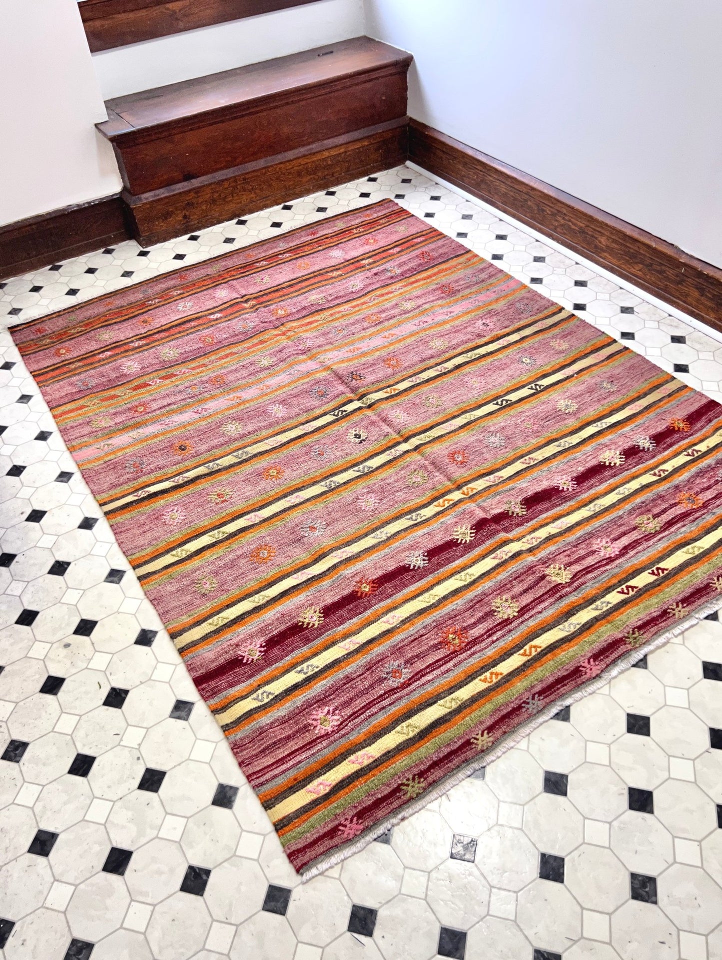 Pergamum Kilim Vintage Turkish rug store berkeley Oriental rug shop los gatos, palo alto. Buy Turkish kilim rug online