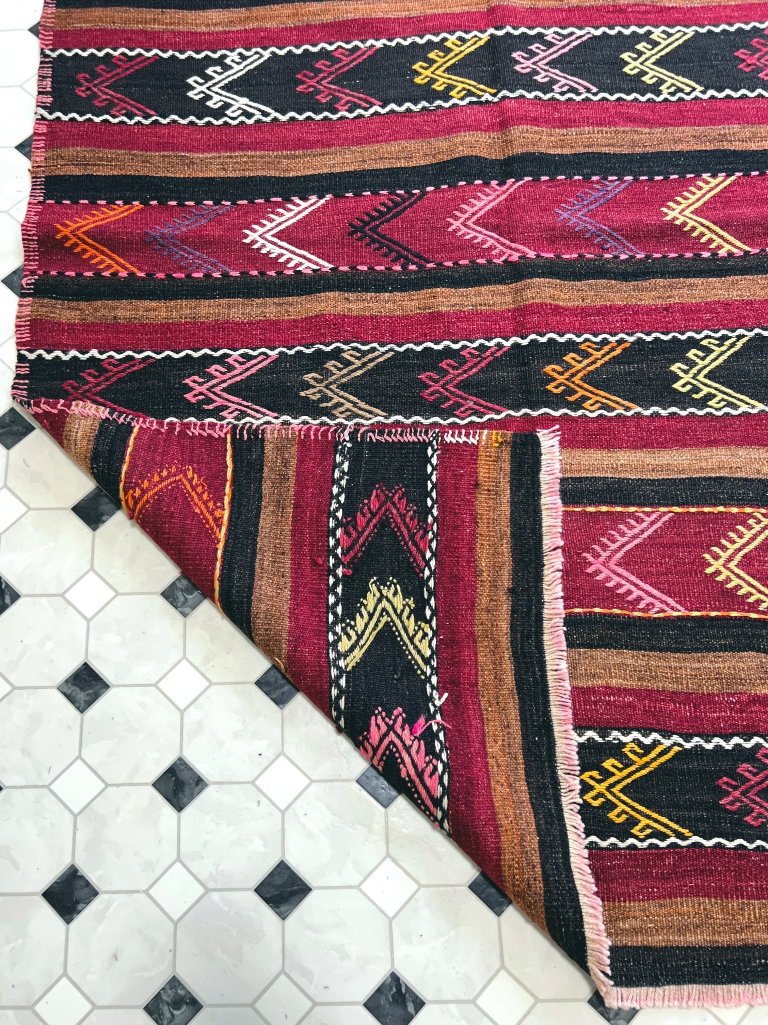 vintage small turkish rug for bedroom living room kitchen office. Oriental rug store san francisco bay area. Buy rug online