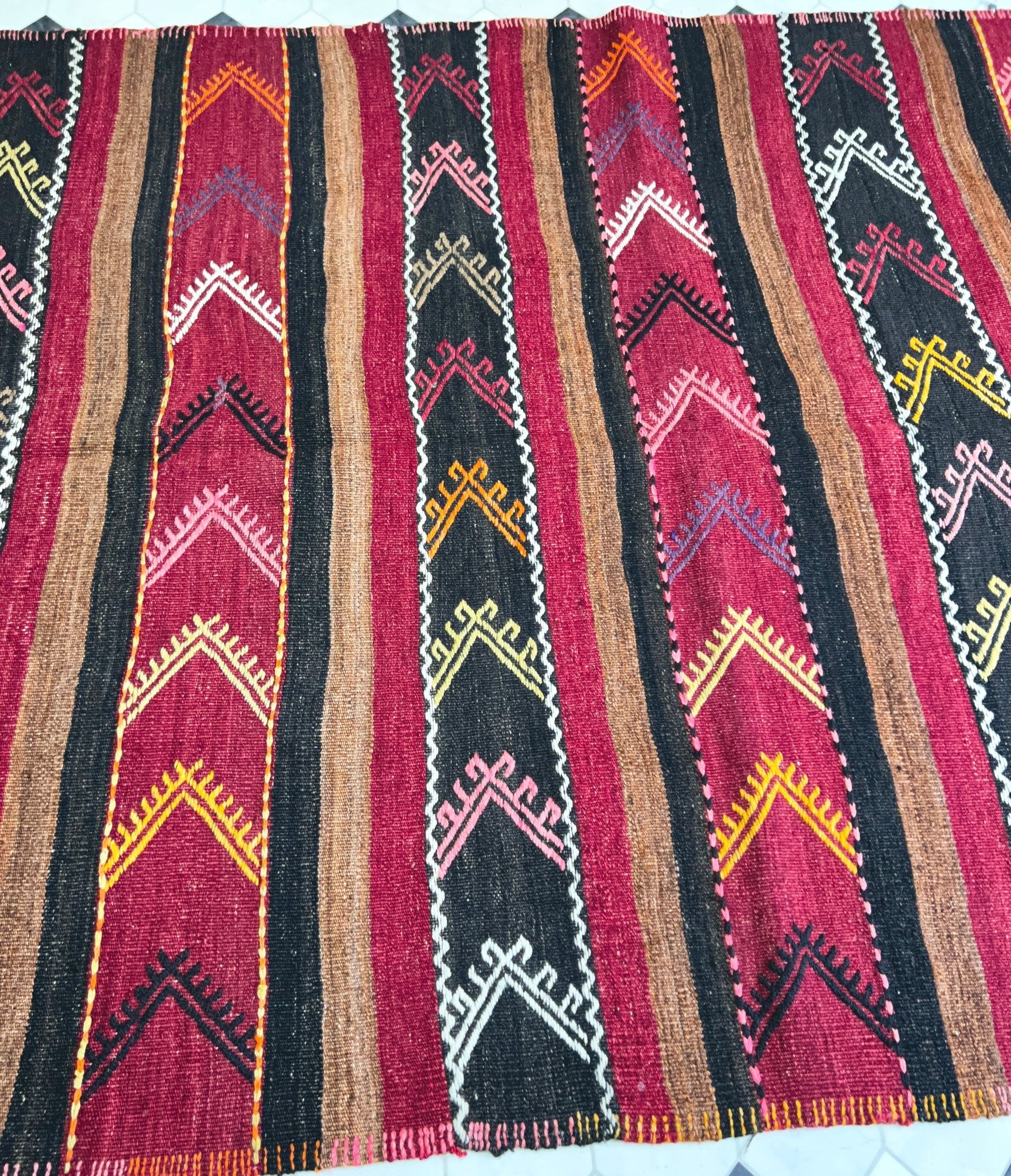 vintage small turkish rug for bedroom living room kitchen office. Oriental rug store san francisco bay area. Buy rug online