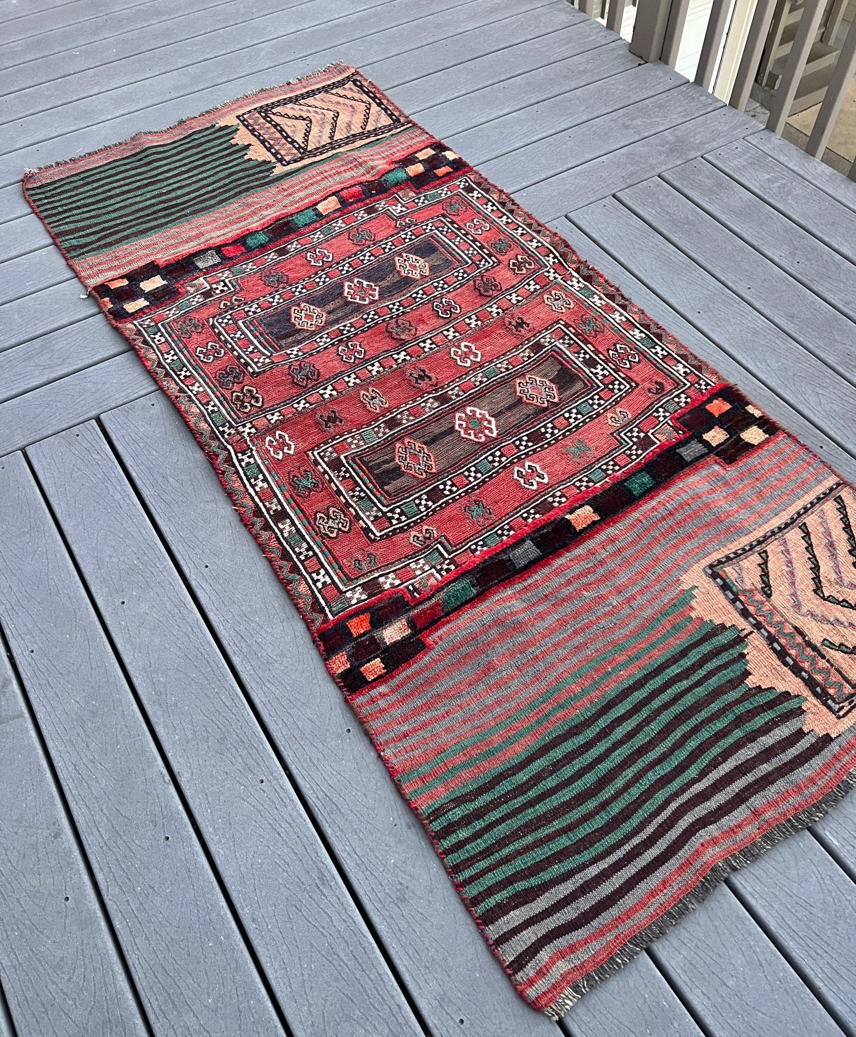 Bakhtiari saddle bag runner rug. Persian rug shop Oriental rug store San francisco Bya Area. Buy rugs online free shipping