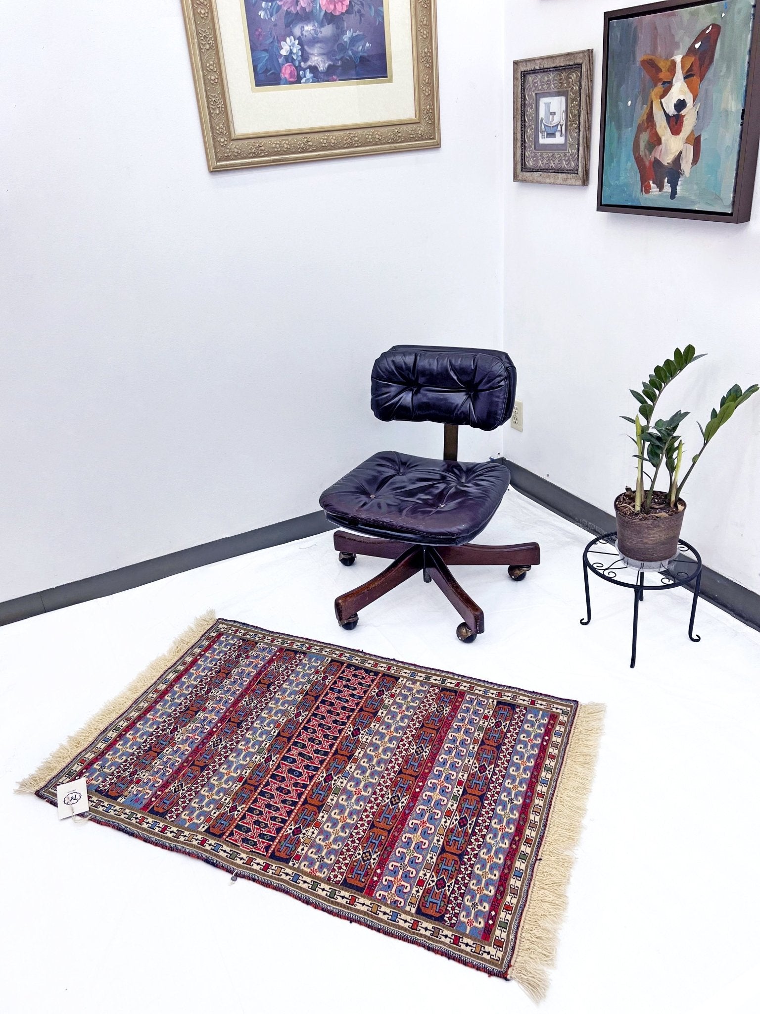 Rahrah Soumak Small Persian Rug. Oriental Rug shop San Francisco Bay Area. Buy handmade rug online free shipping USA Canada
