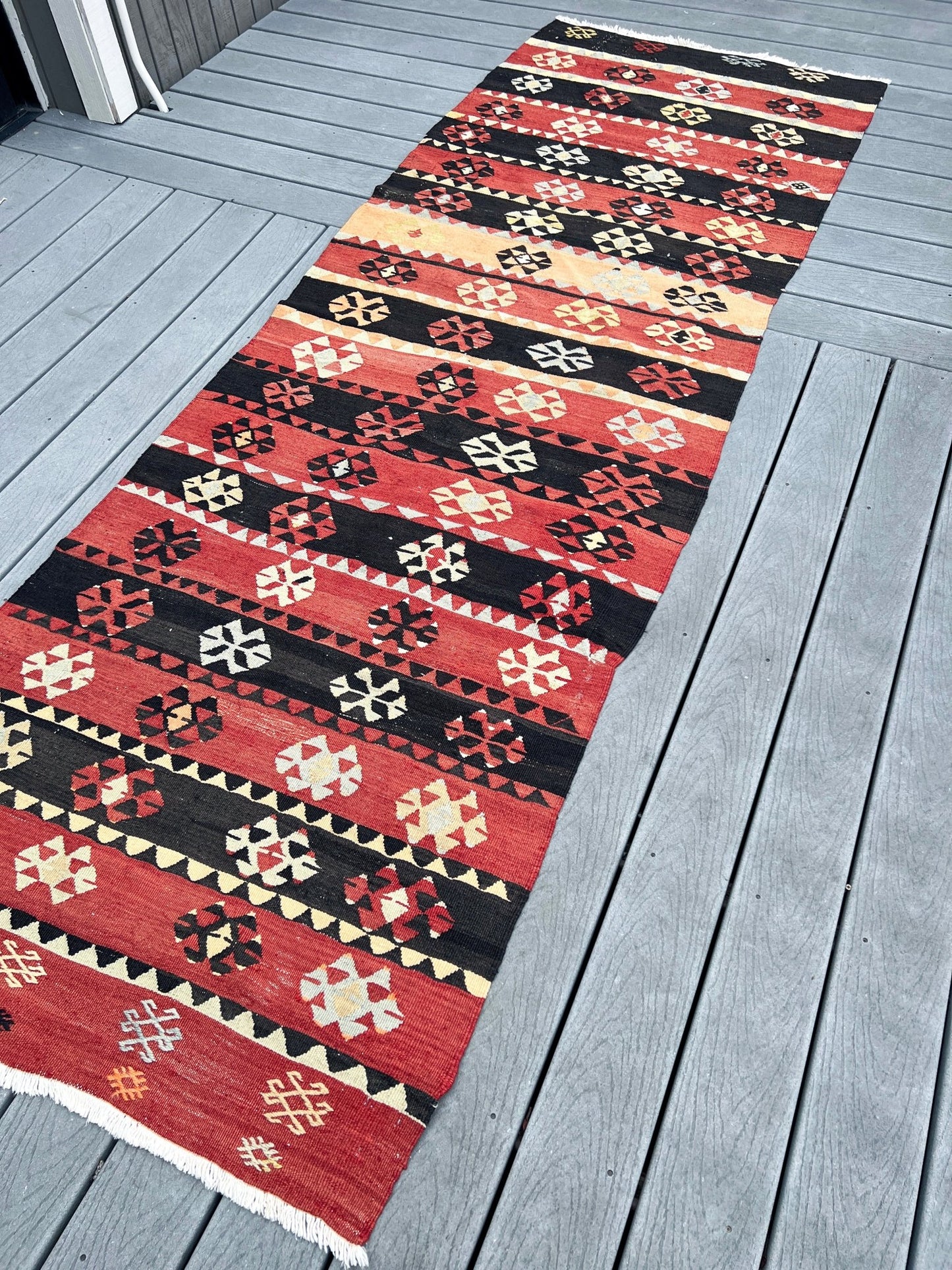 kayseri vintage turkish kilim runner rug shop palo alto, berkeley, san francisco bay area. Oriental rug store. Buy rug online