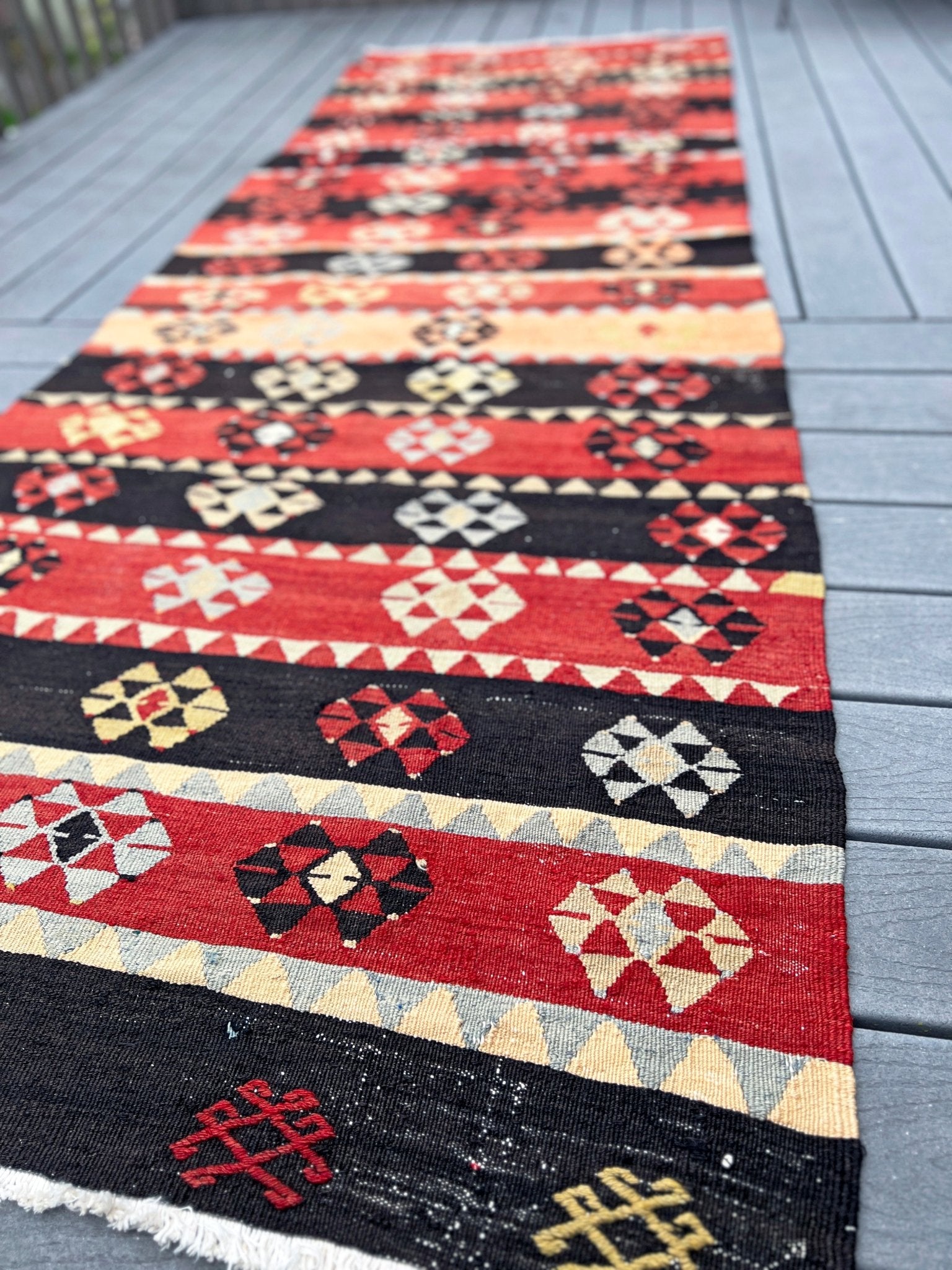 kayseri vintage turkish kilim runner rug shop palo alto, berkeley, san francisco bay area. Oriental rug store. Buy rug online