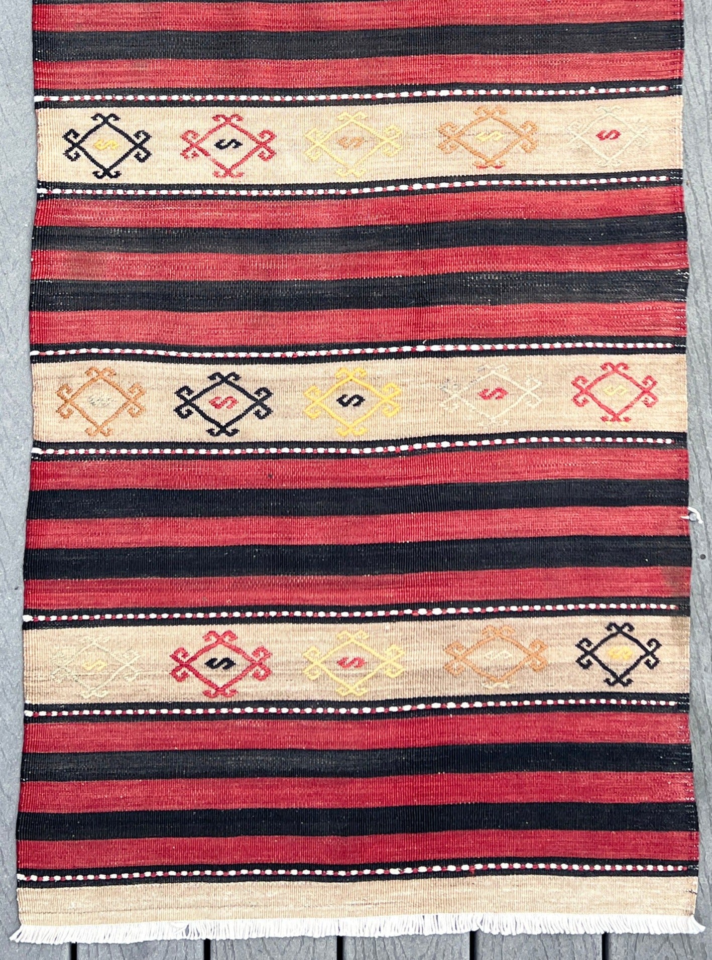 anatolian kilim runner. Turkish Vintage rug shop san francisco bay area palo alto. Oriental rug store los altos, los gatos. Buy rug online free shipping to US, Canada, California, toronto.