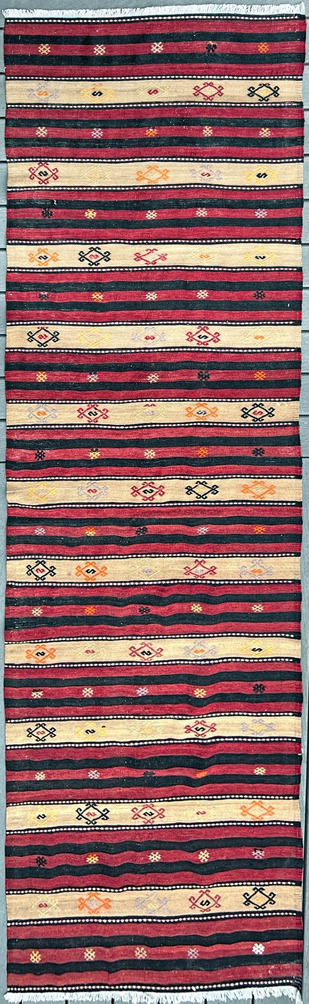 vintage Turkish Runner Wool rug. Oriental rug store los altos los gatos Palo Alto. Vintage rug shop san francisco bay area