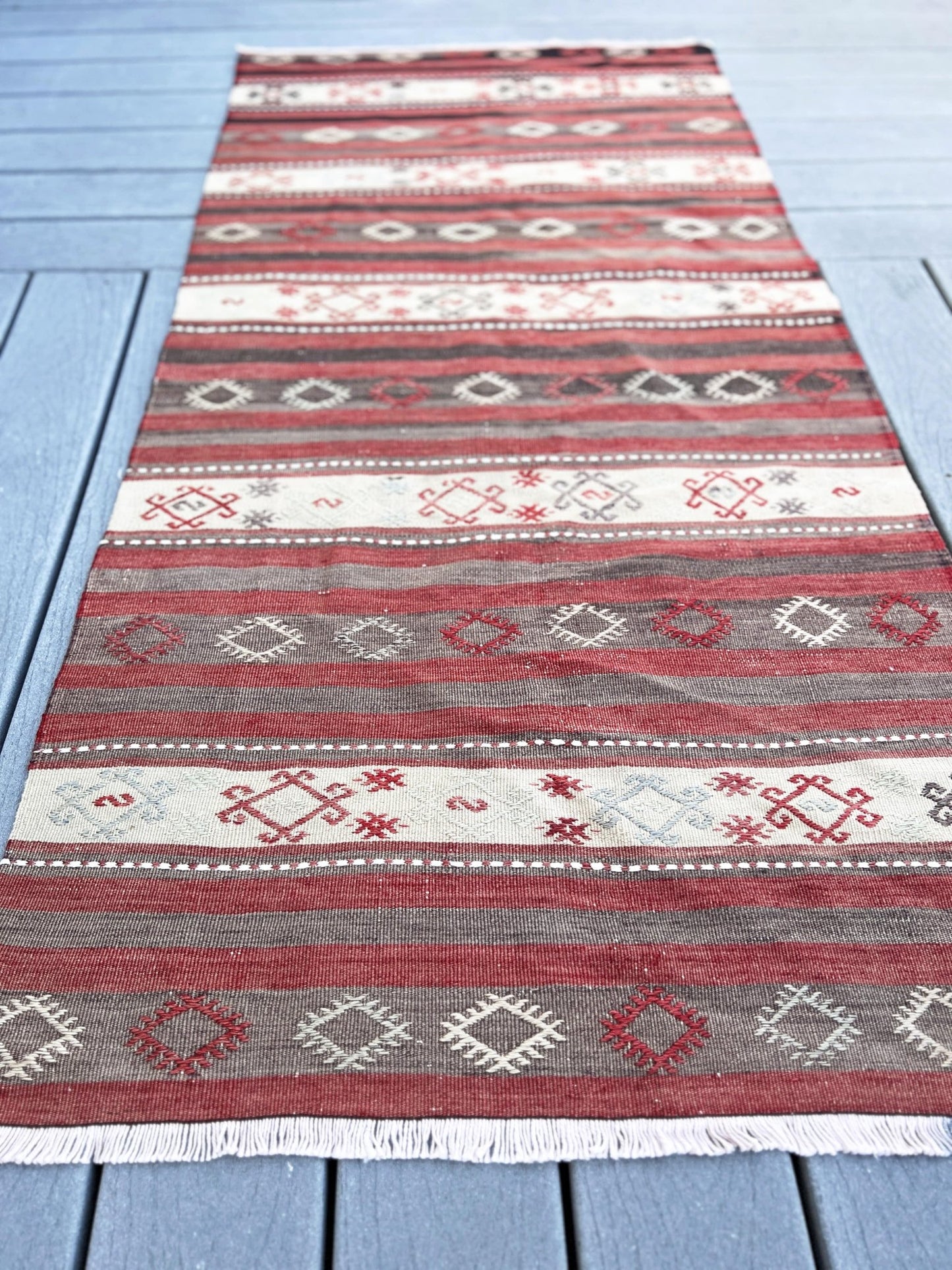 Sivas wool handmade vintage turkish runner kilim rug shop san francisco bay area. Oriental rug store. Buy rug online