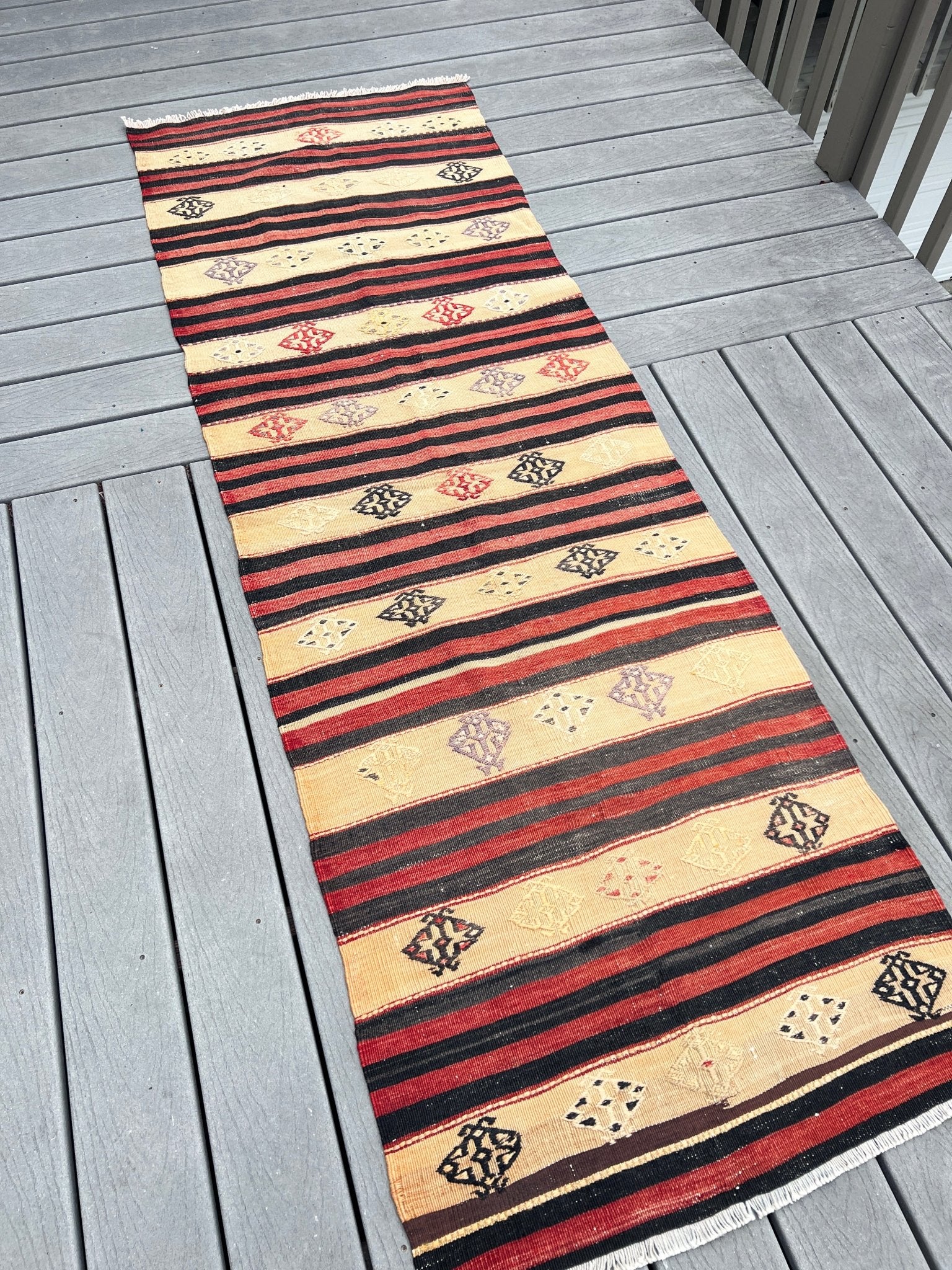 Anatolian wool Runner. Vintage rug shop palo alto berkeley. Oriental rug store. Buy rug online free shipping to US, Canada